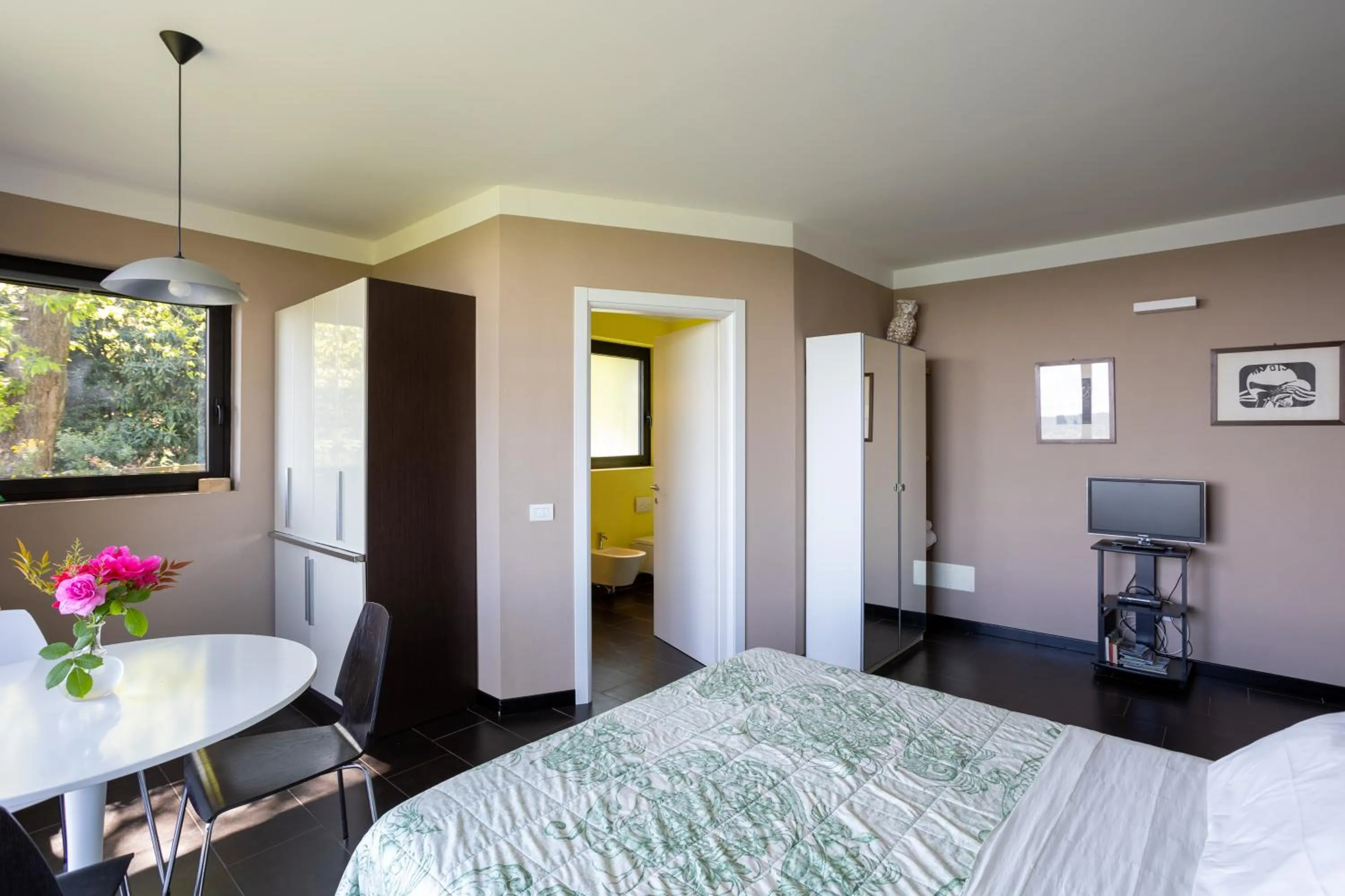 Bed in La TORRETTA Studios & Suite