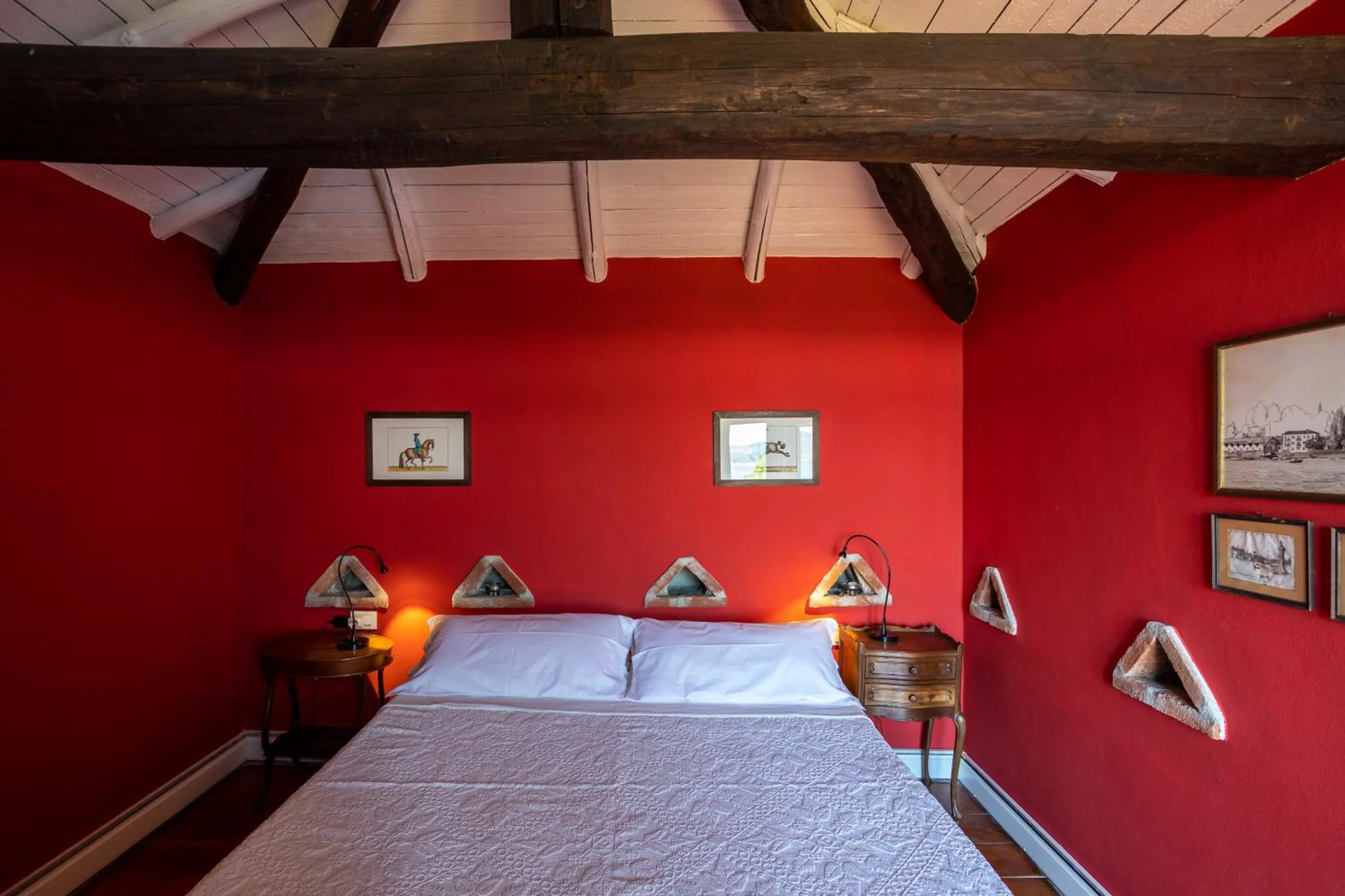 Bed in La TORRETTA Studios & Suite