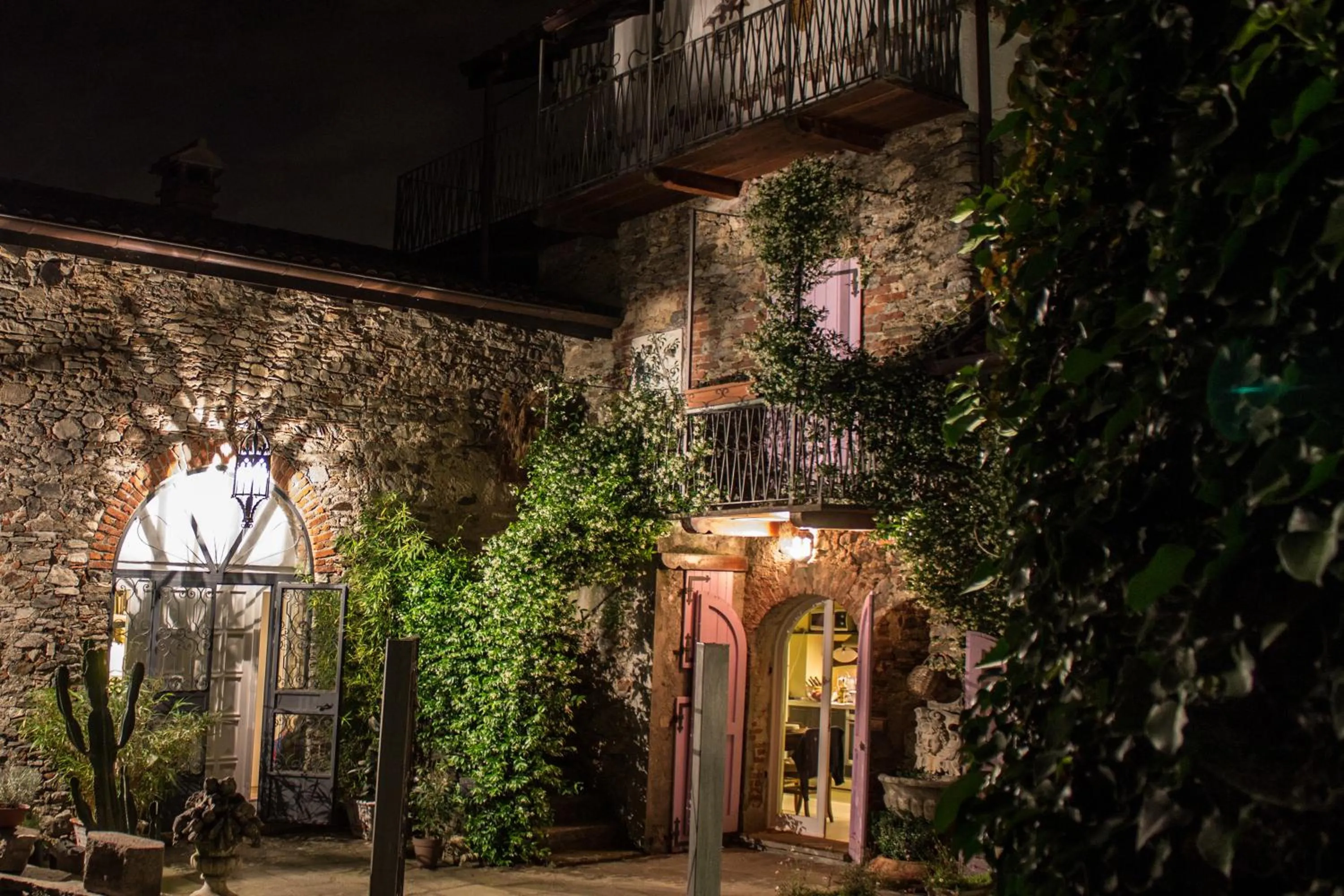 Property building in La TORRETTA Studios & Suite