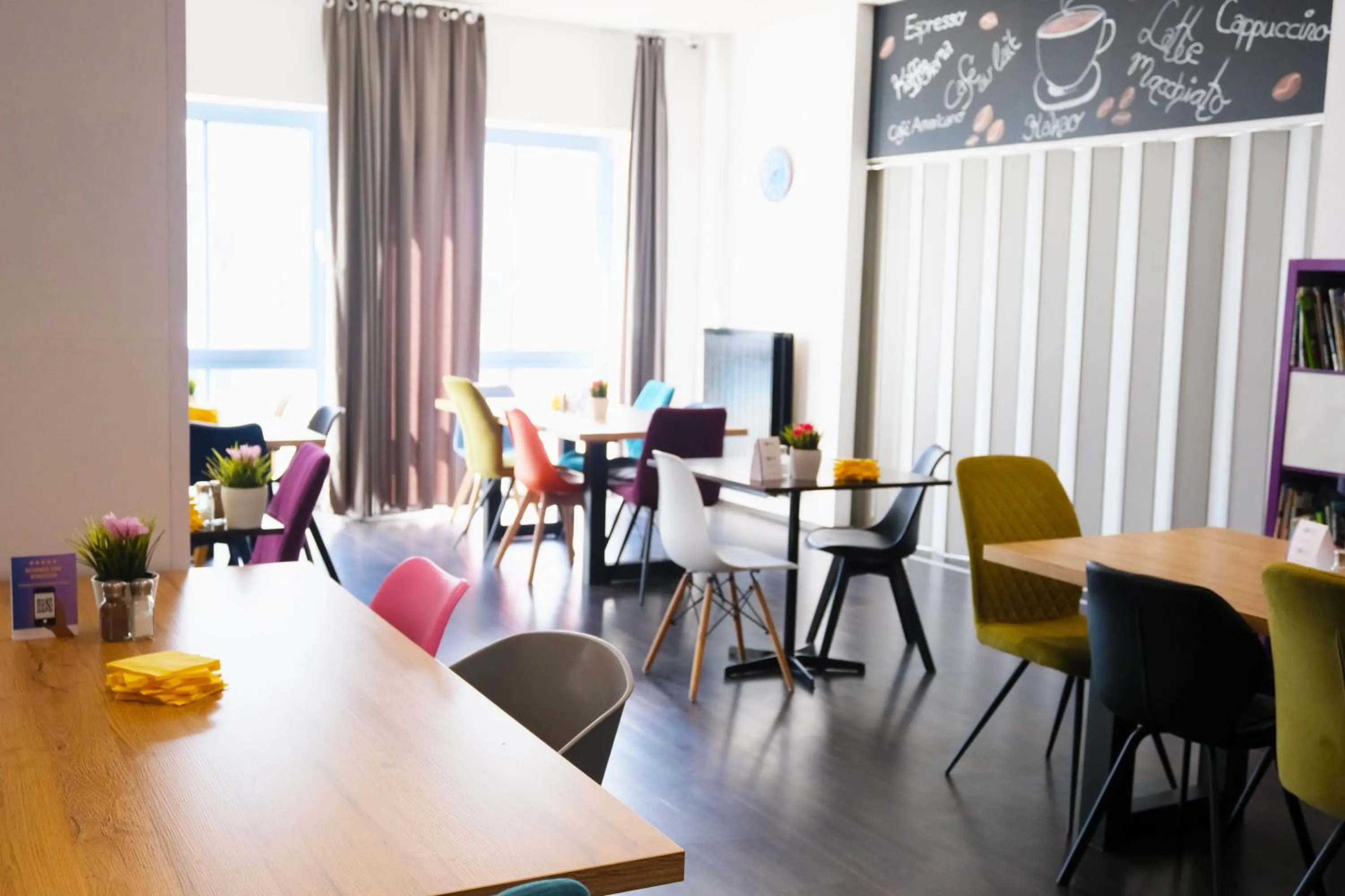 Dining area in Stargaze Forum Hotel Düsseldorf-Hilden