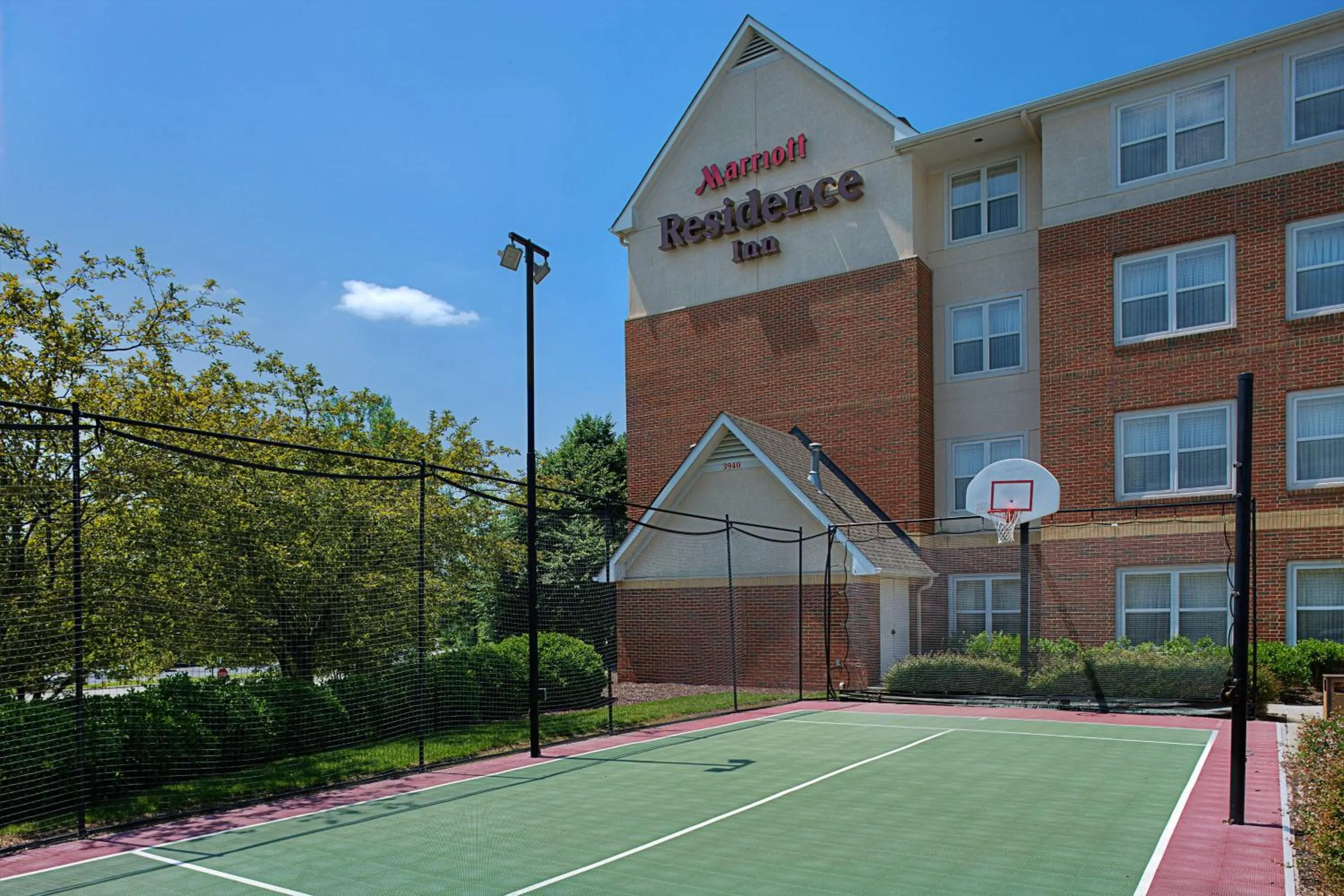Fitness centre/facilities in Residence Inn Richmond Northwest