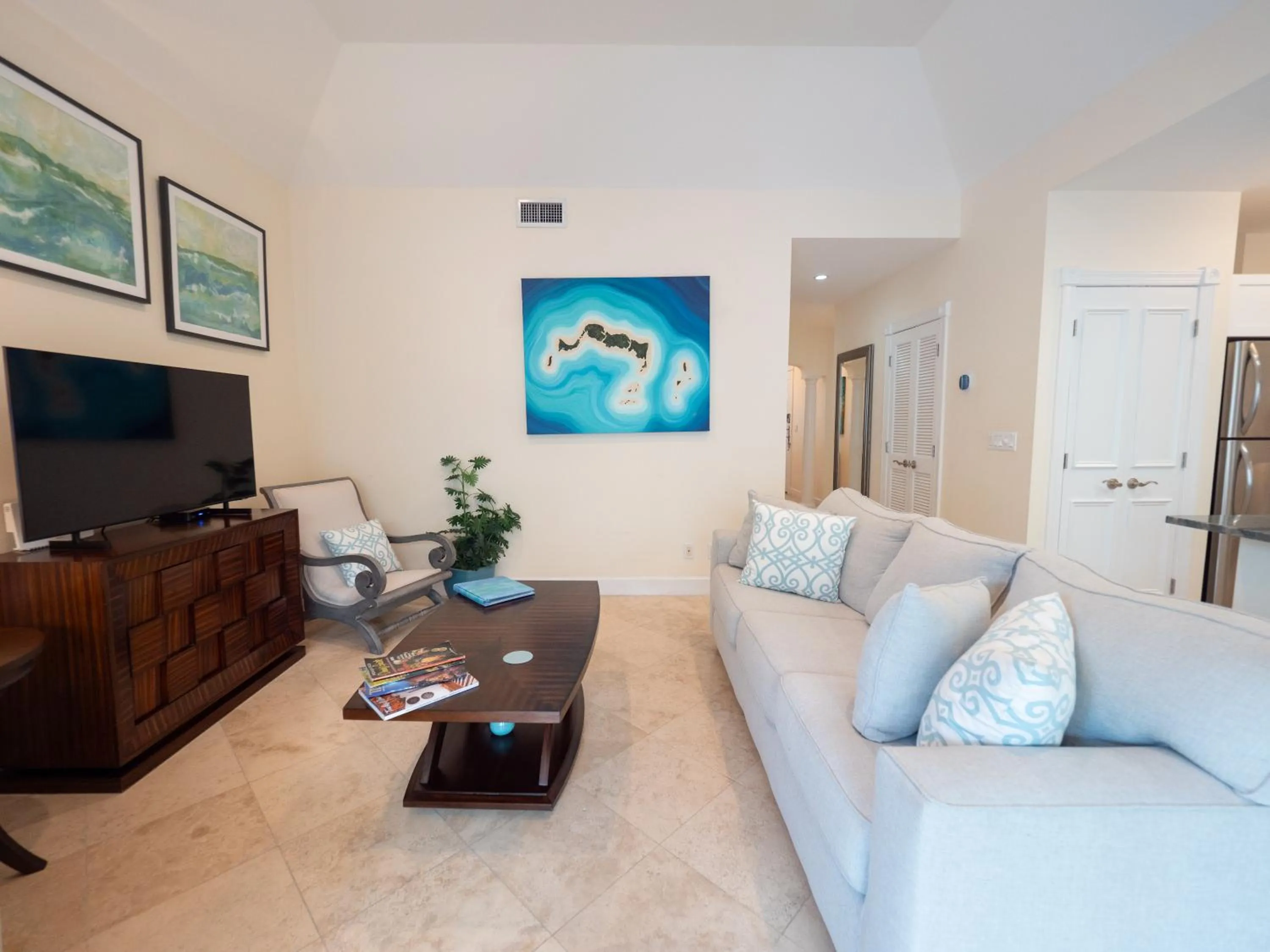 TV and multimedia in Villa Renaissance