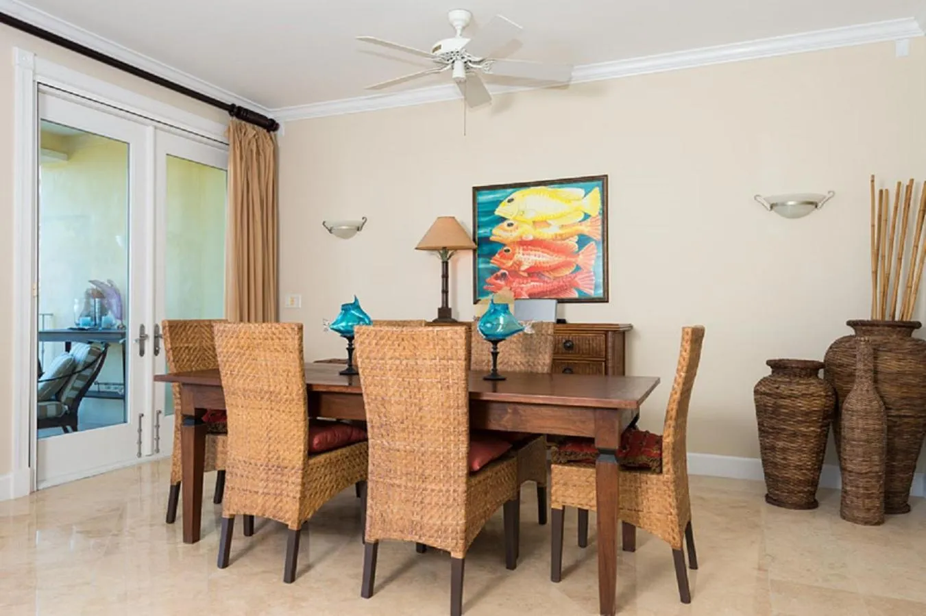 Dining area in Villa Renaissance