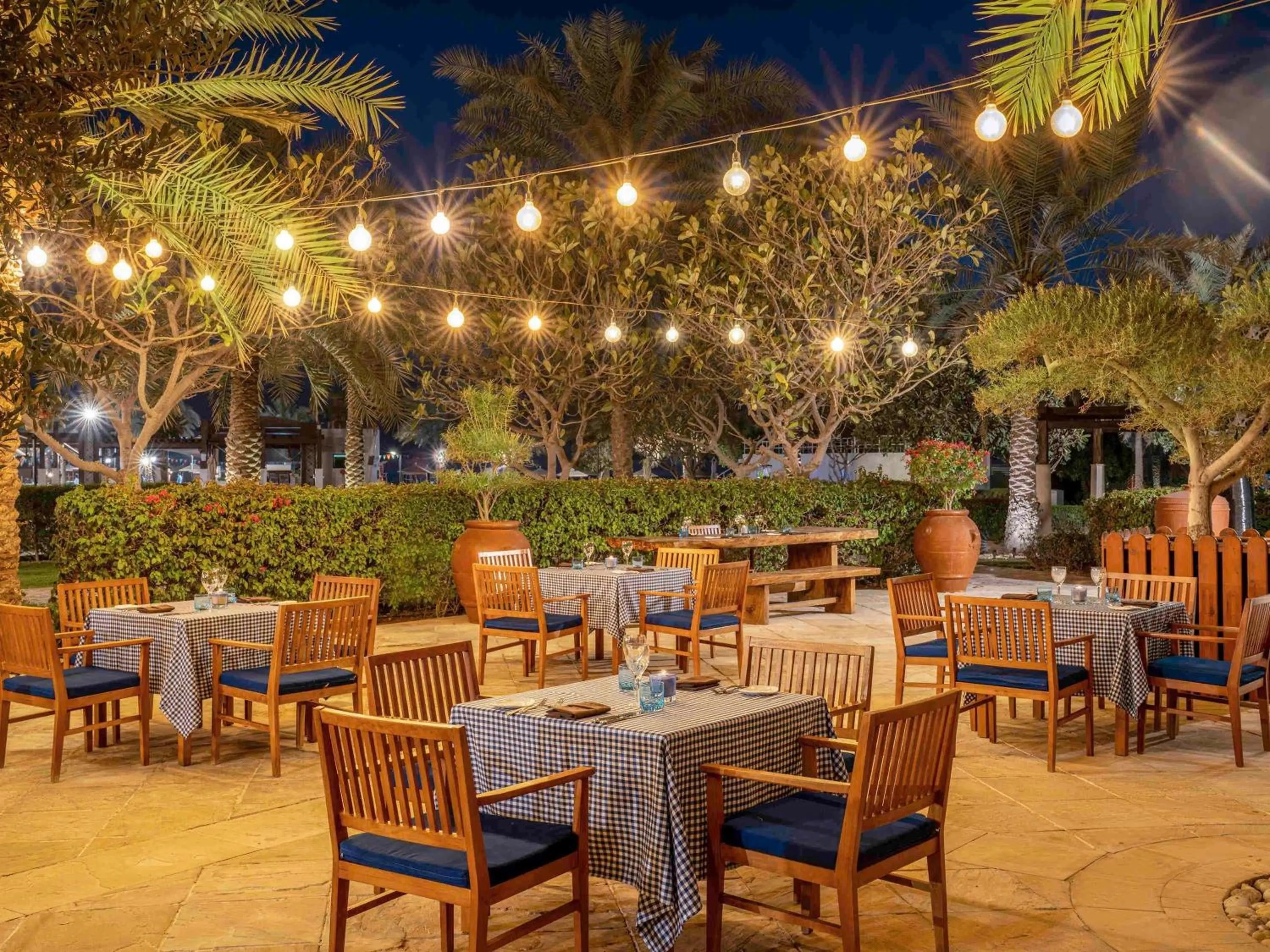 Restaurant/places to eat in Sofitel Bahrain Zallaq Thalassa Sea & Spa