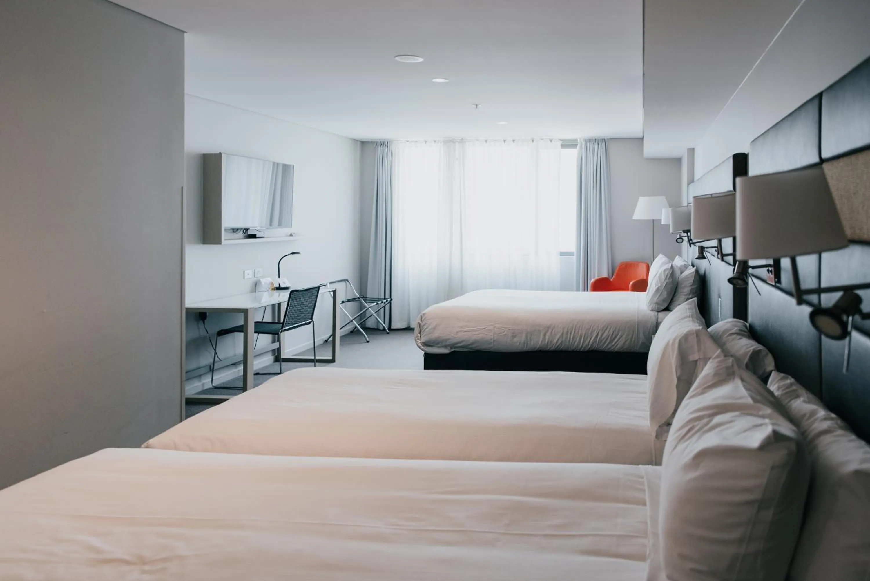 Bed in Novotel Newcastle Beach