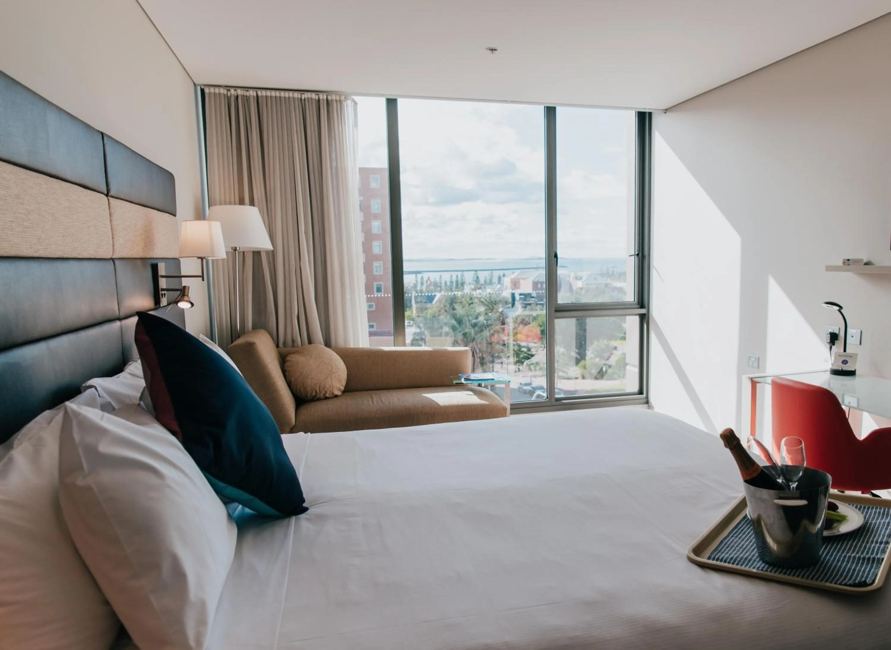 Bed in Novotel Newcastle Beach