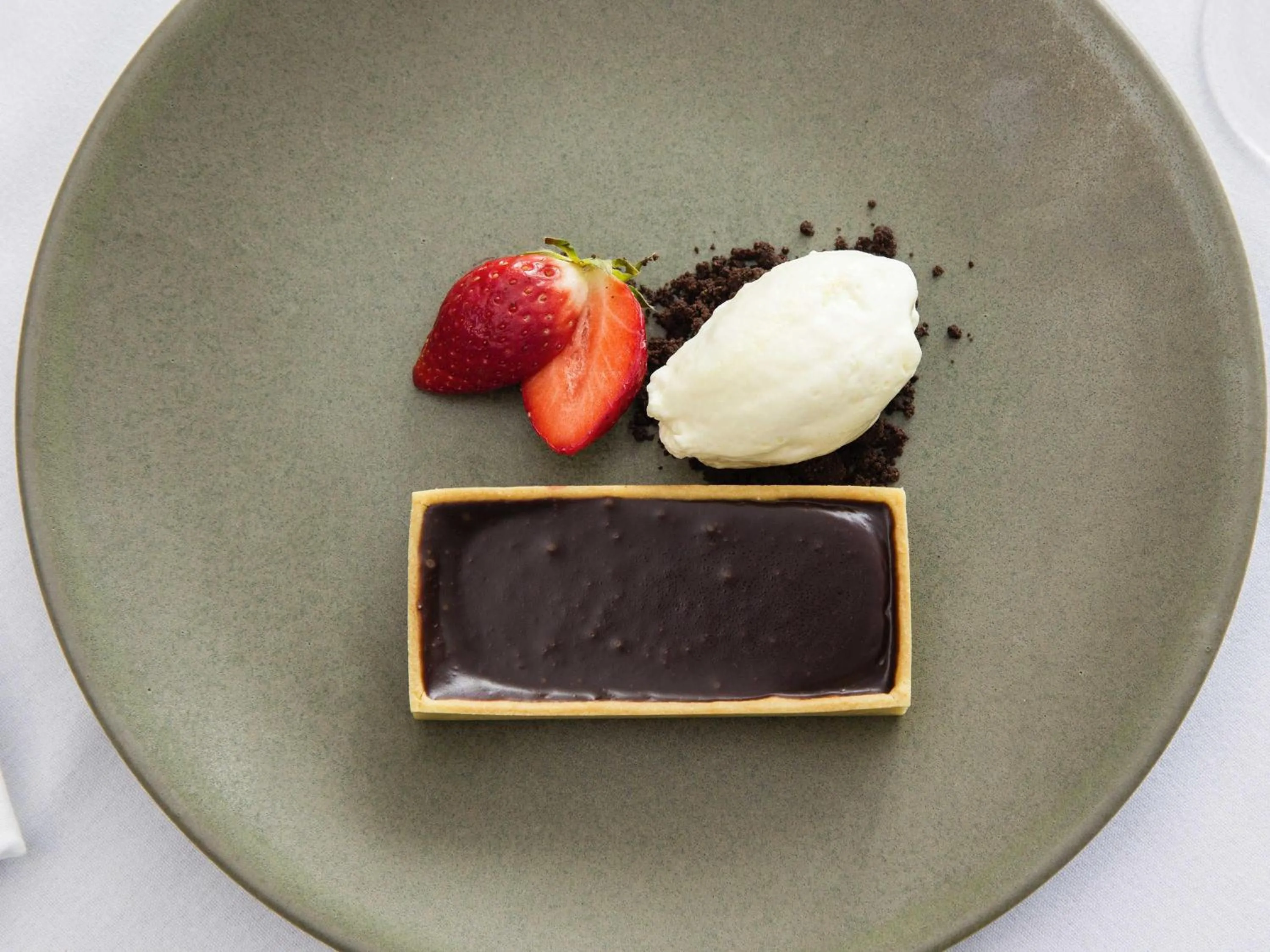 Restaurant/places to eat in Novotel Newcastle Beach