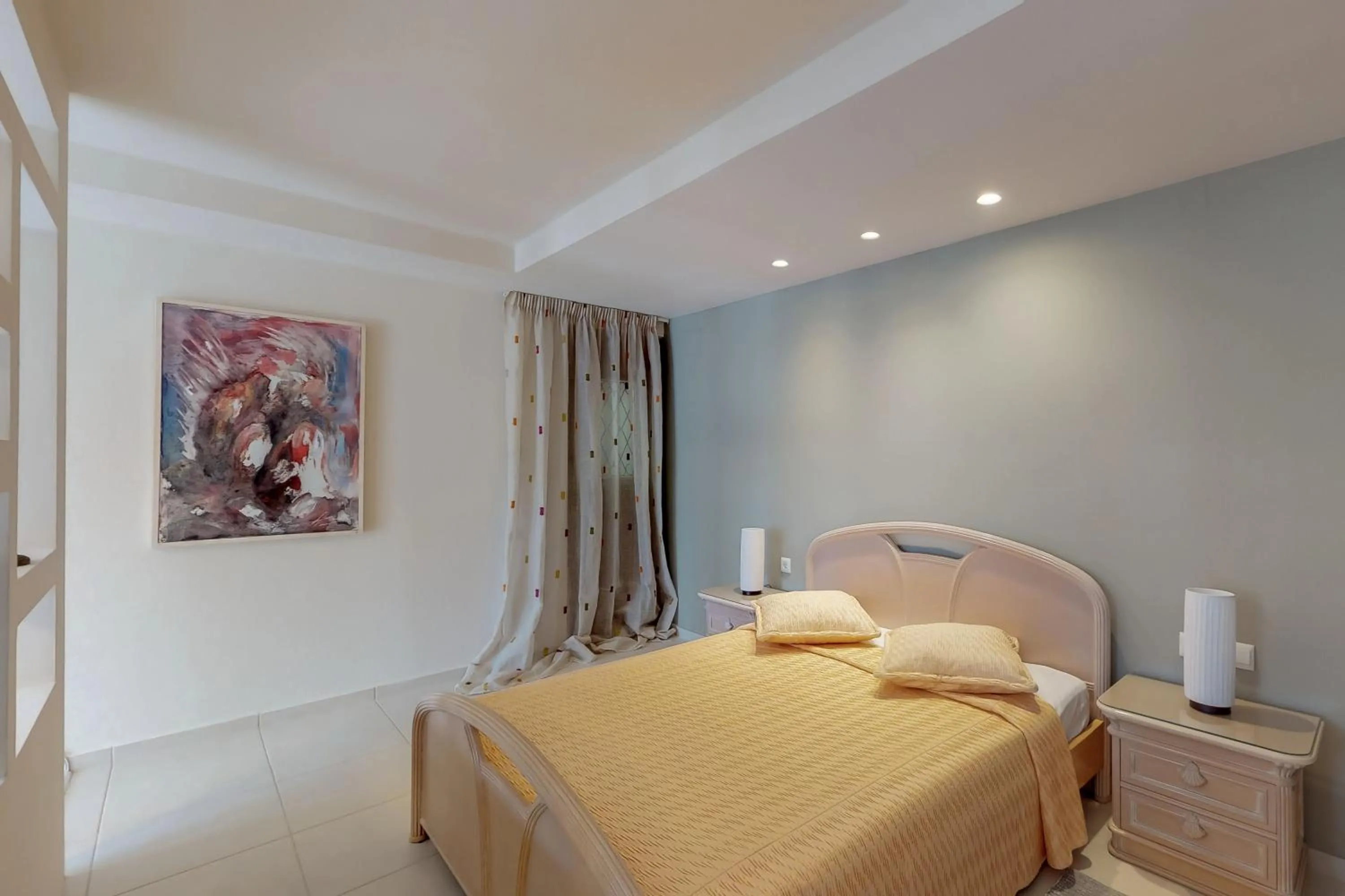 TV and multimedia, Bed in Ocean Villas Complex