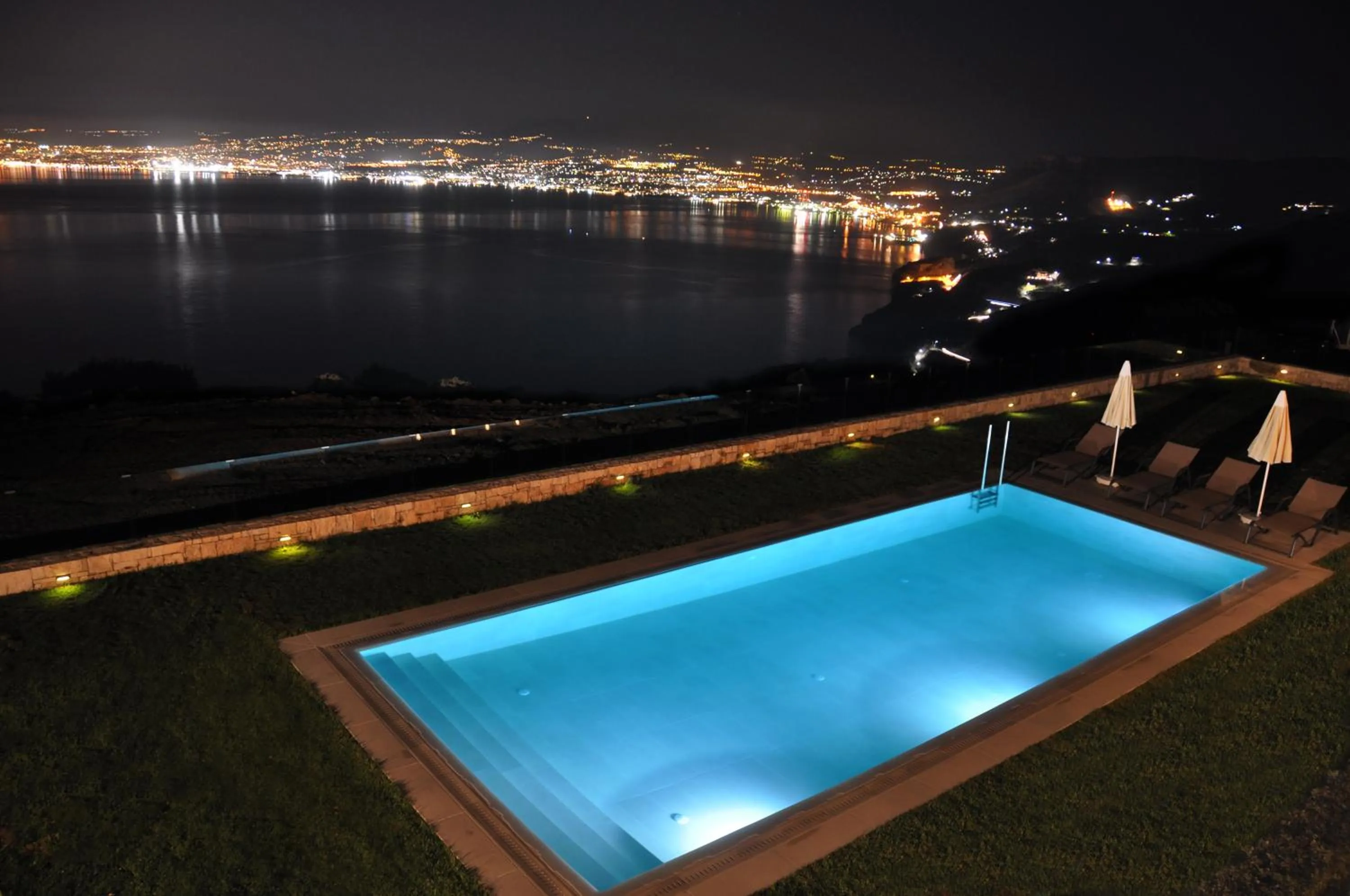 Garden in Ocean Villas Complex