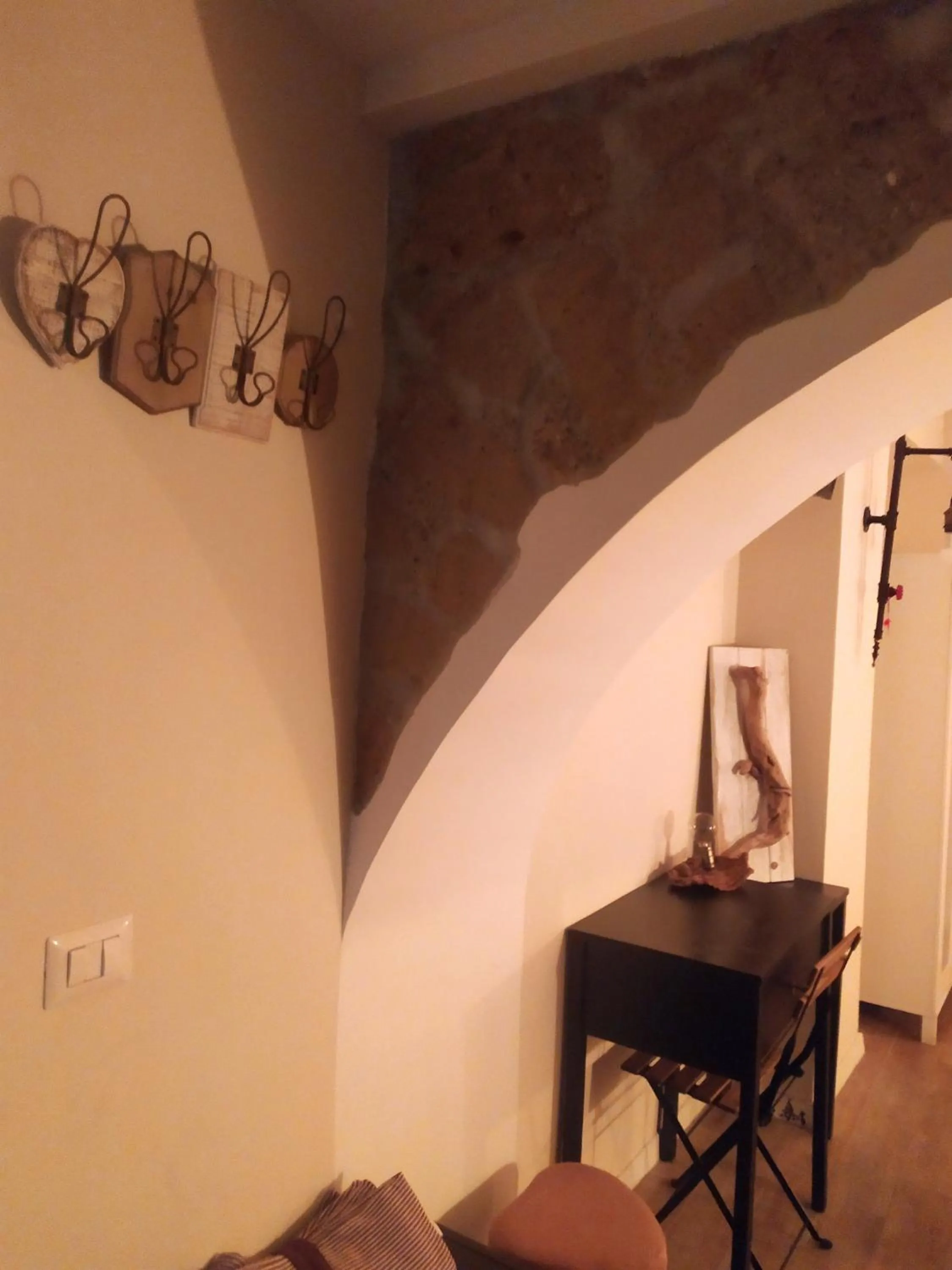 hair dresser in La 'NZIRIA