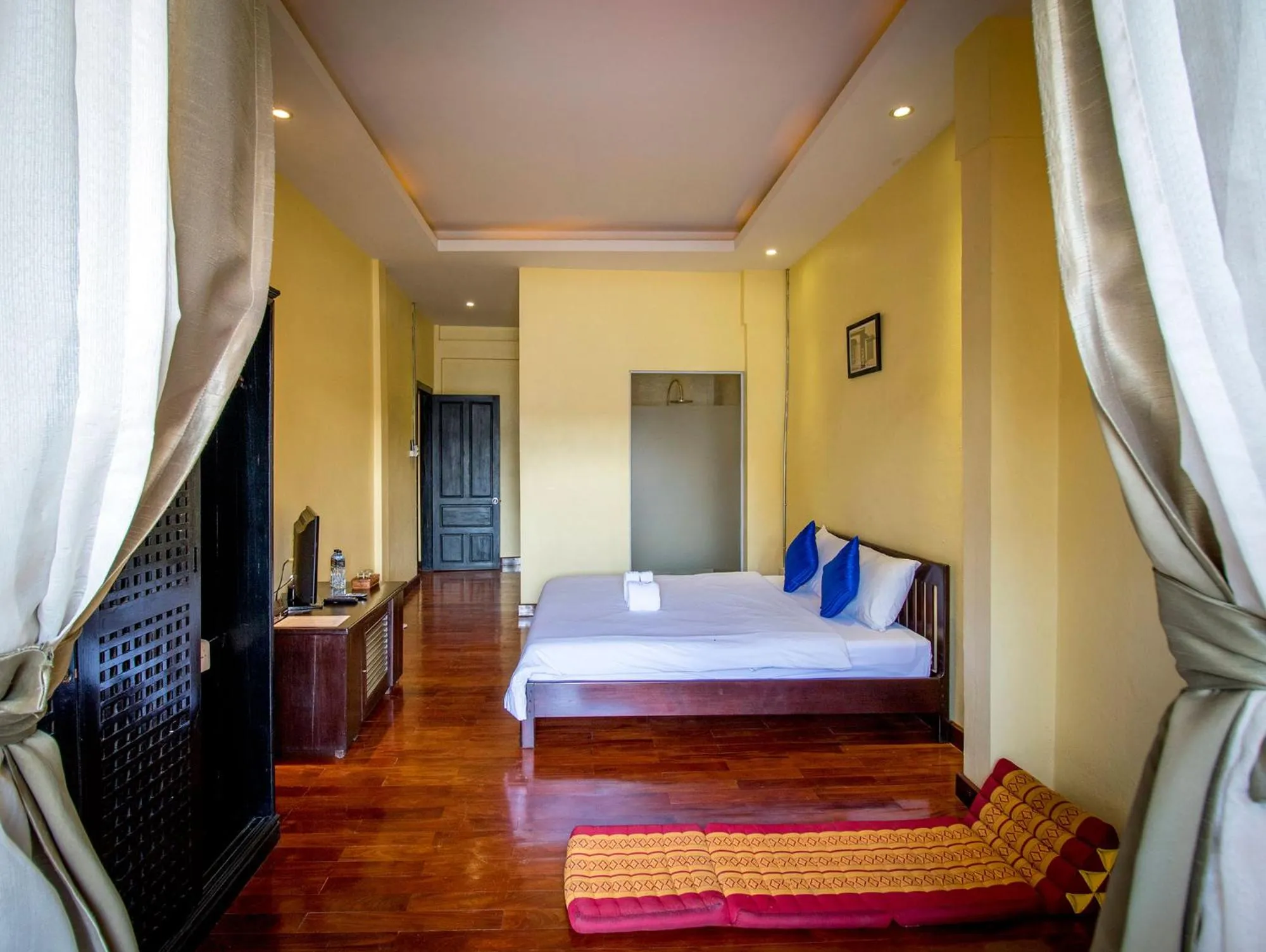 Bedroom, Bed in Inthira Thakhek