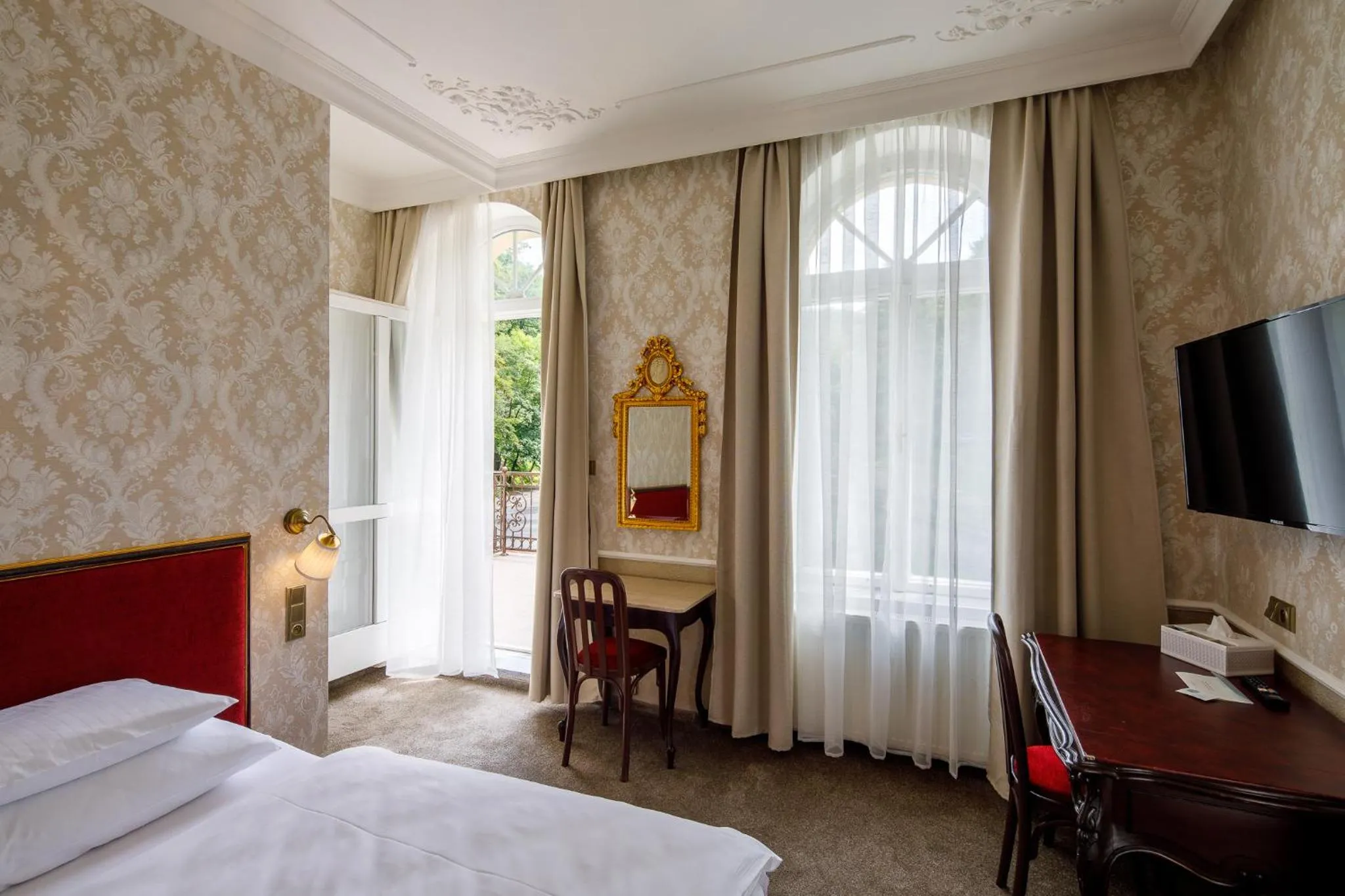 Bed in Villa Basileia Riverside