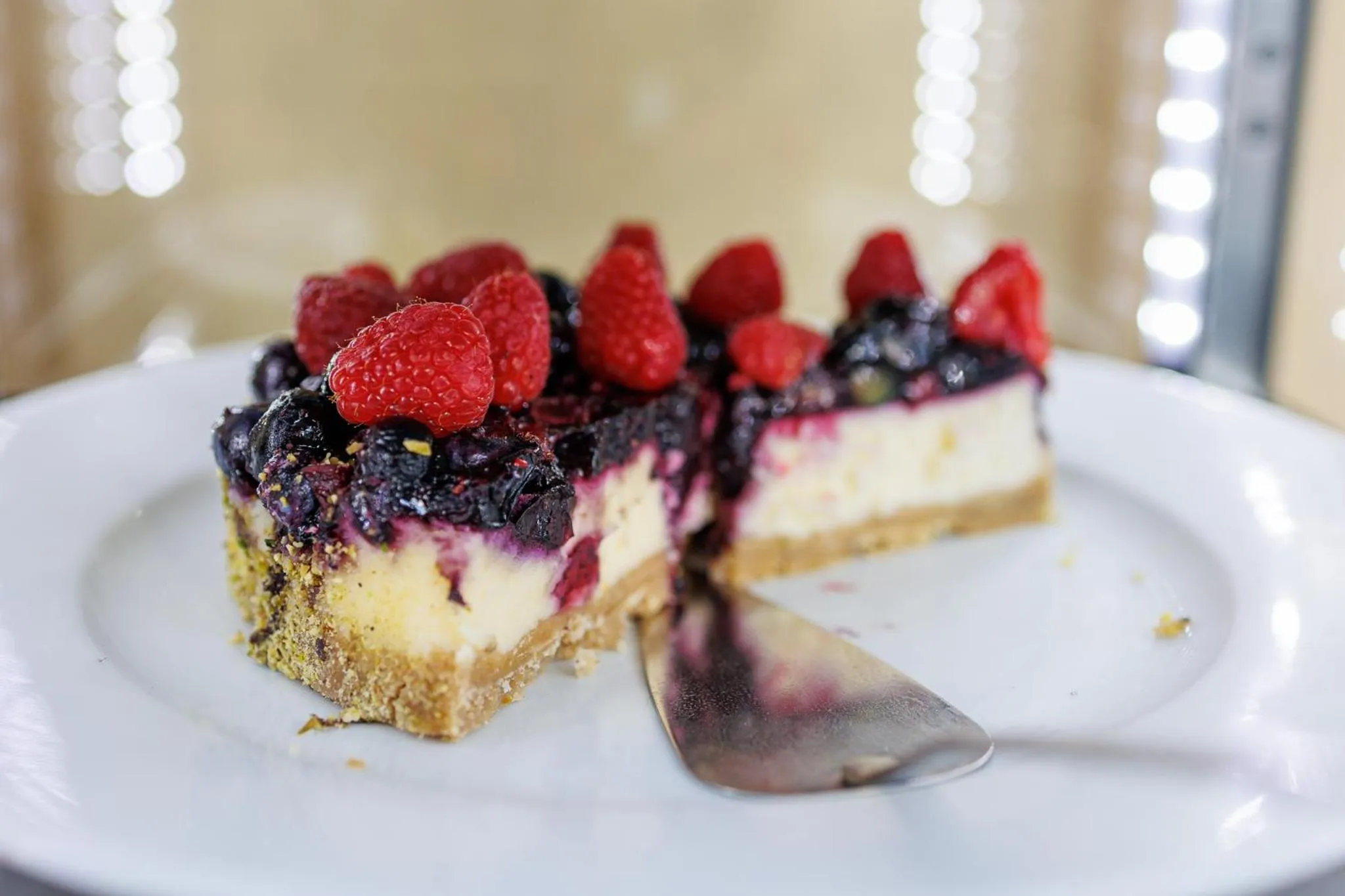 Restaurant/places to eat in Villa Basileia Riverside