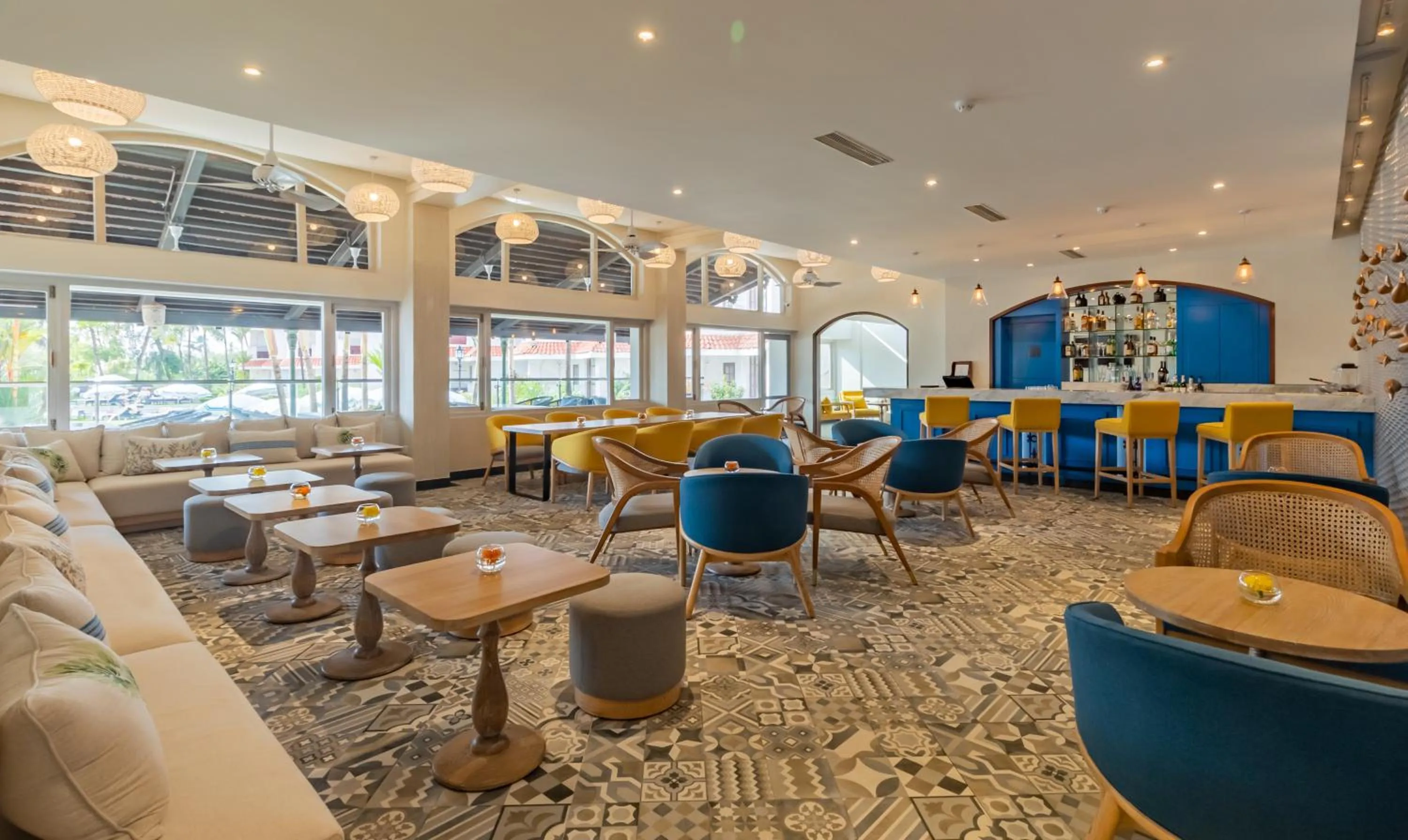 Lounge or bar in Heritage Village Resort & Spa Goa