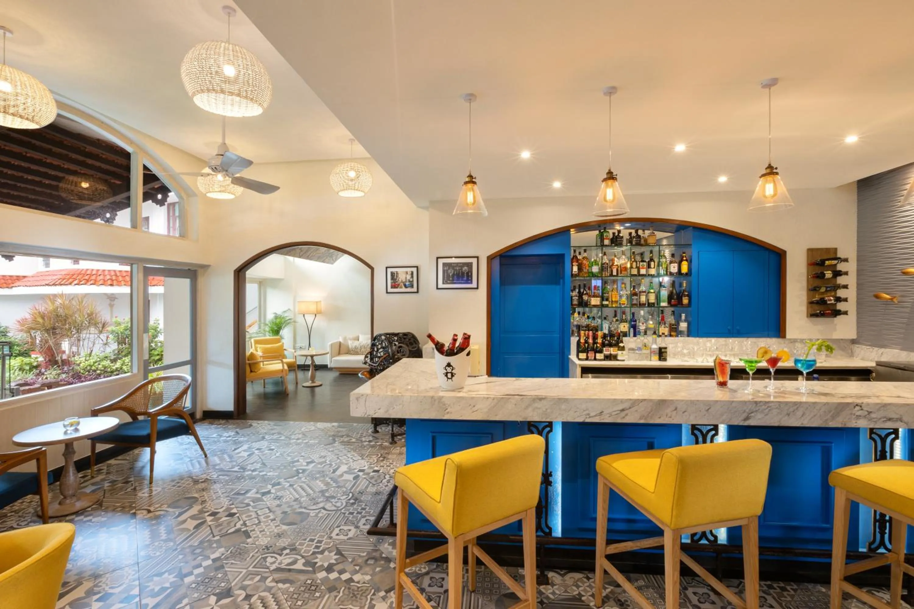 Lounge or bar in Heritage Village Resort & Spa Goa