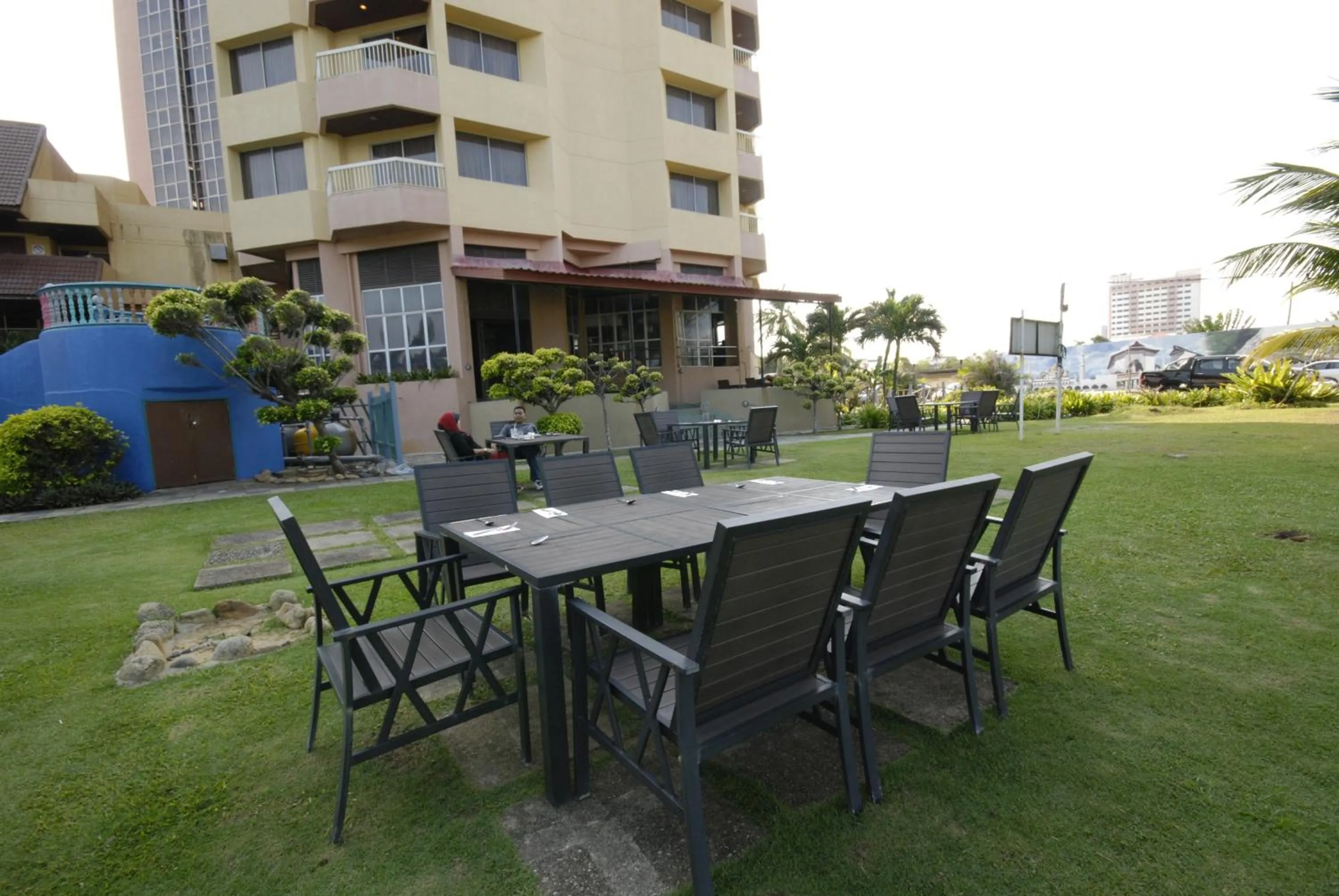 Restaurant/places to eat in Primula Beach Hotel