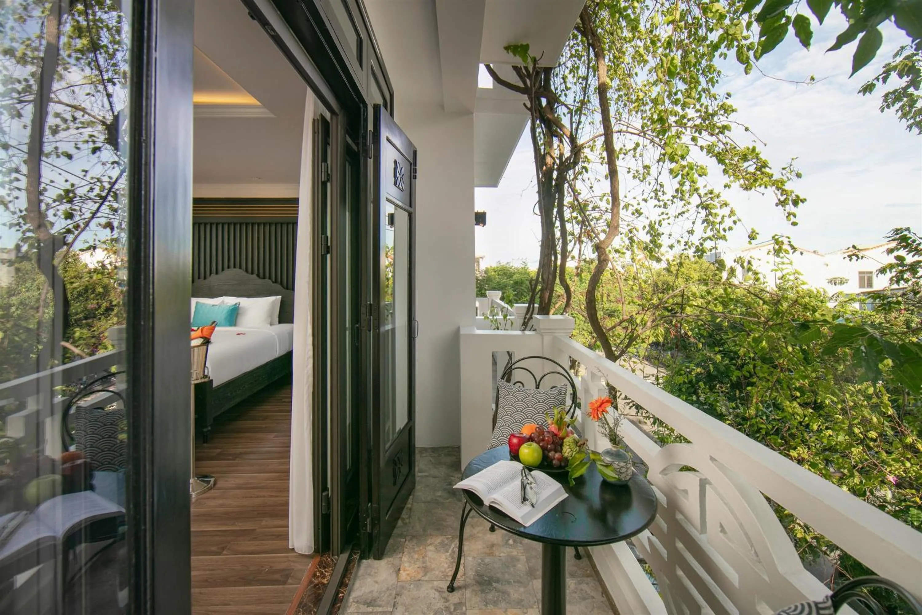 Bed in Hoi An Golden Holiday Hotel & Spa