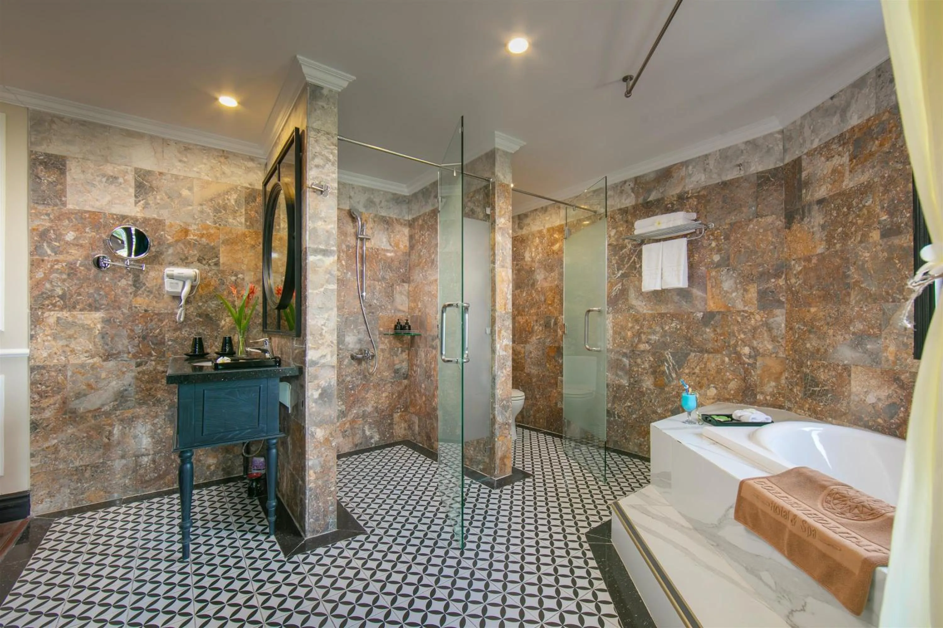 Hoi An Golden Holiday Hotel & Spa