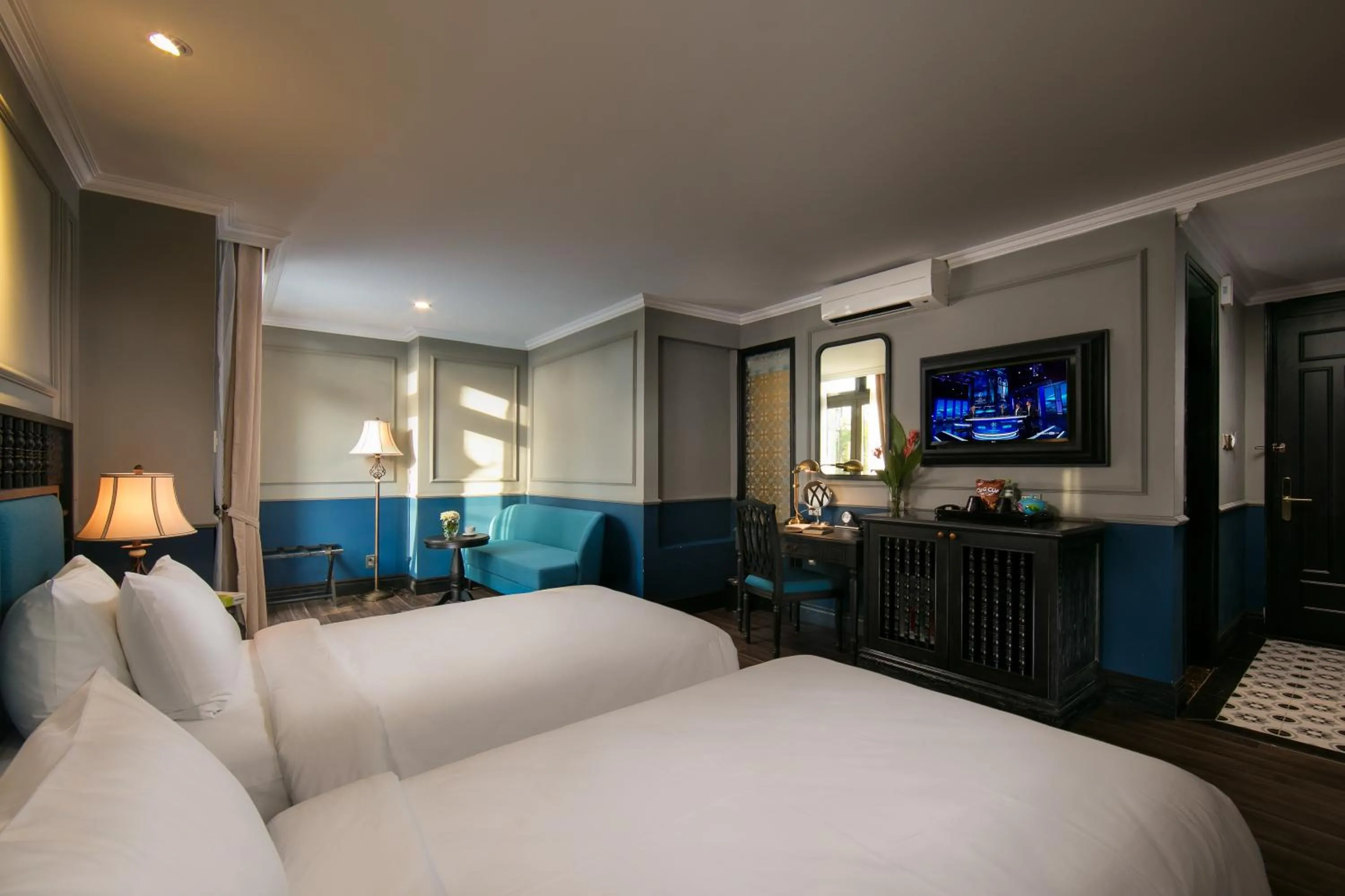 Deluxe Twin Room with Balcony in Hoi An Golden Holiday Hotel & Spa