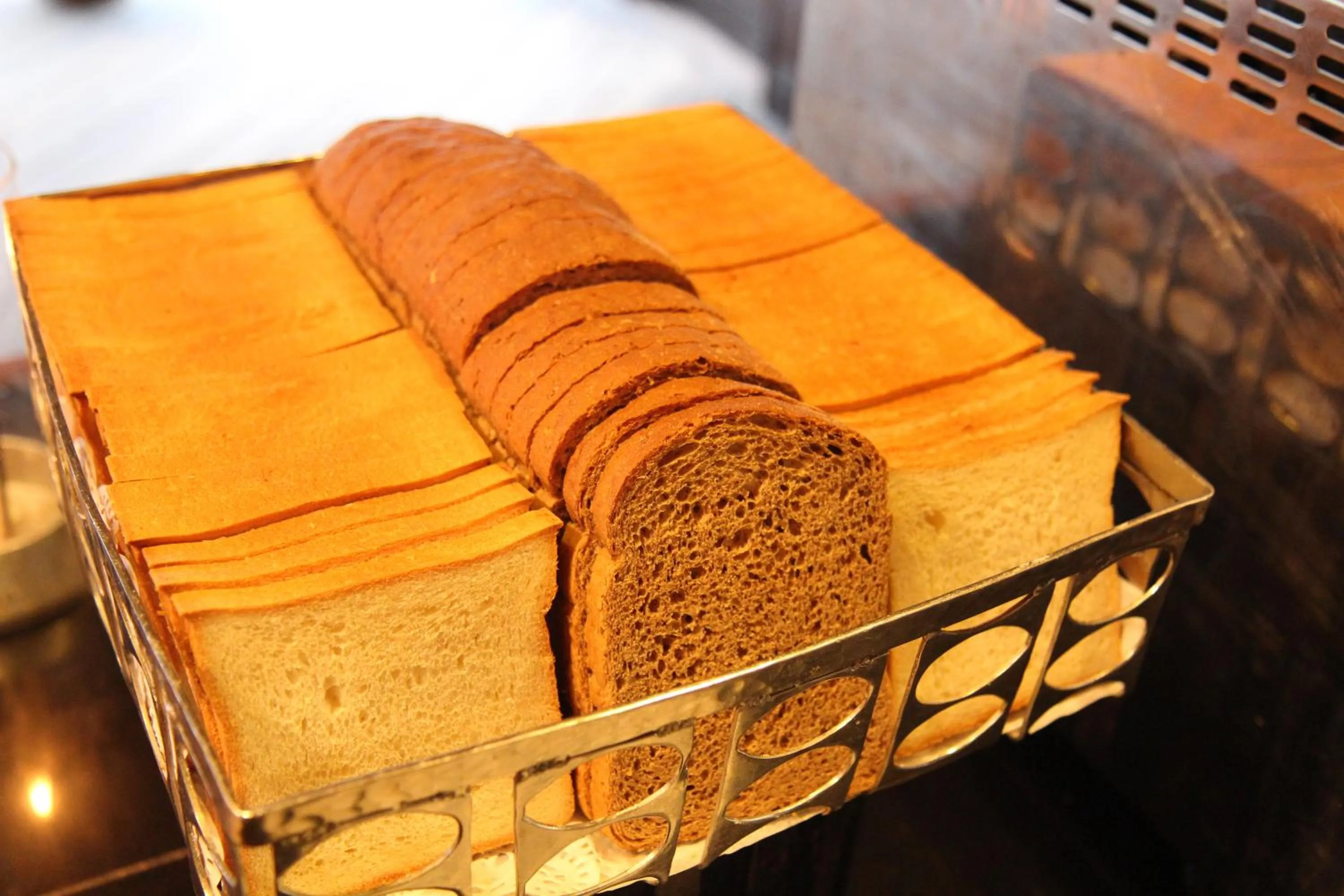 Buffet breakfast in Medhufushi Island Resort