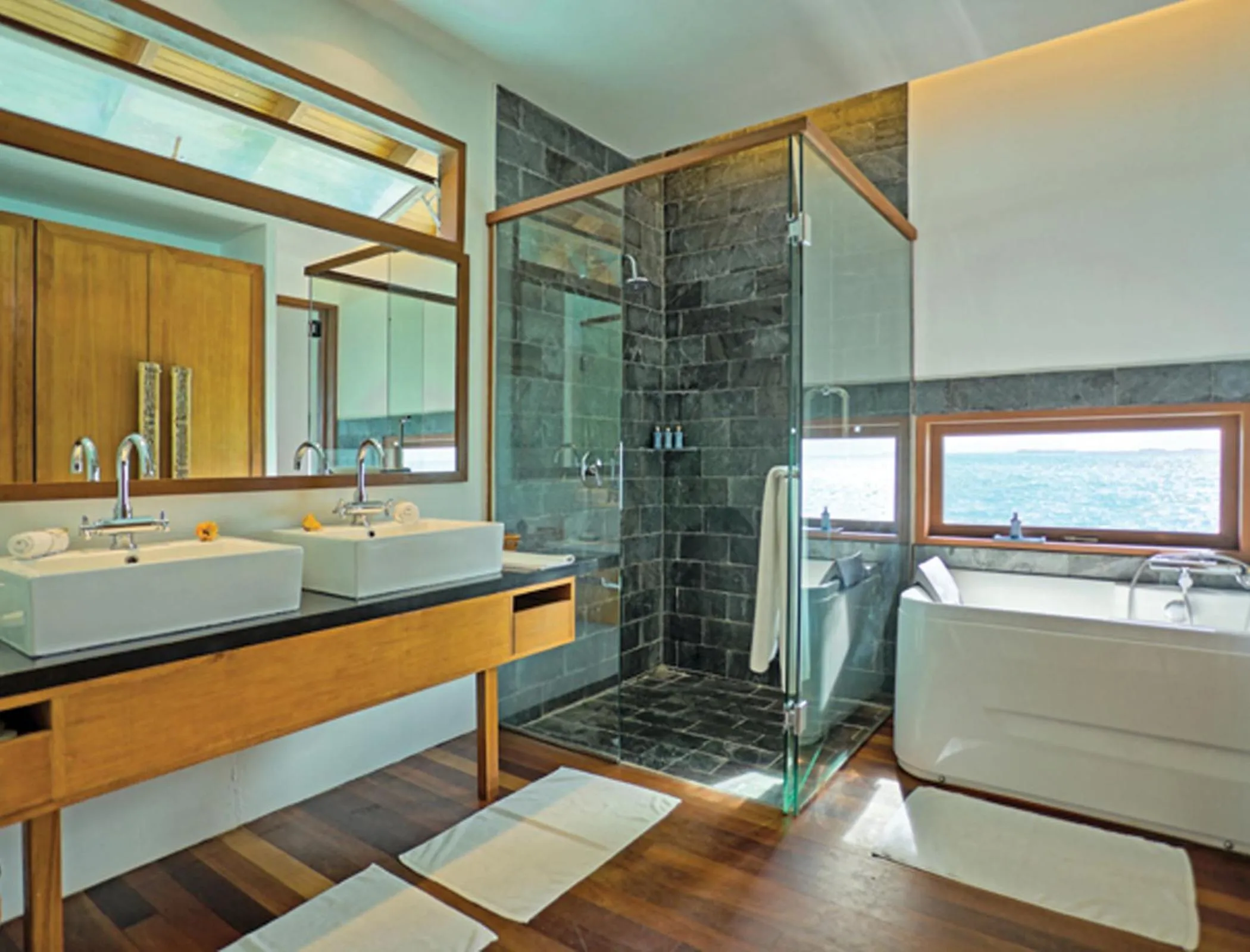 Bathroom in Medhufushi Island Resort