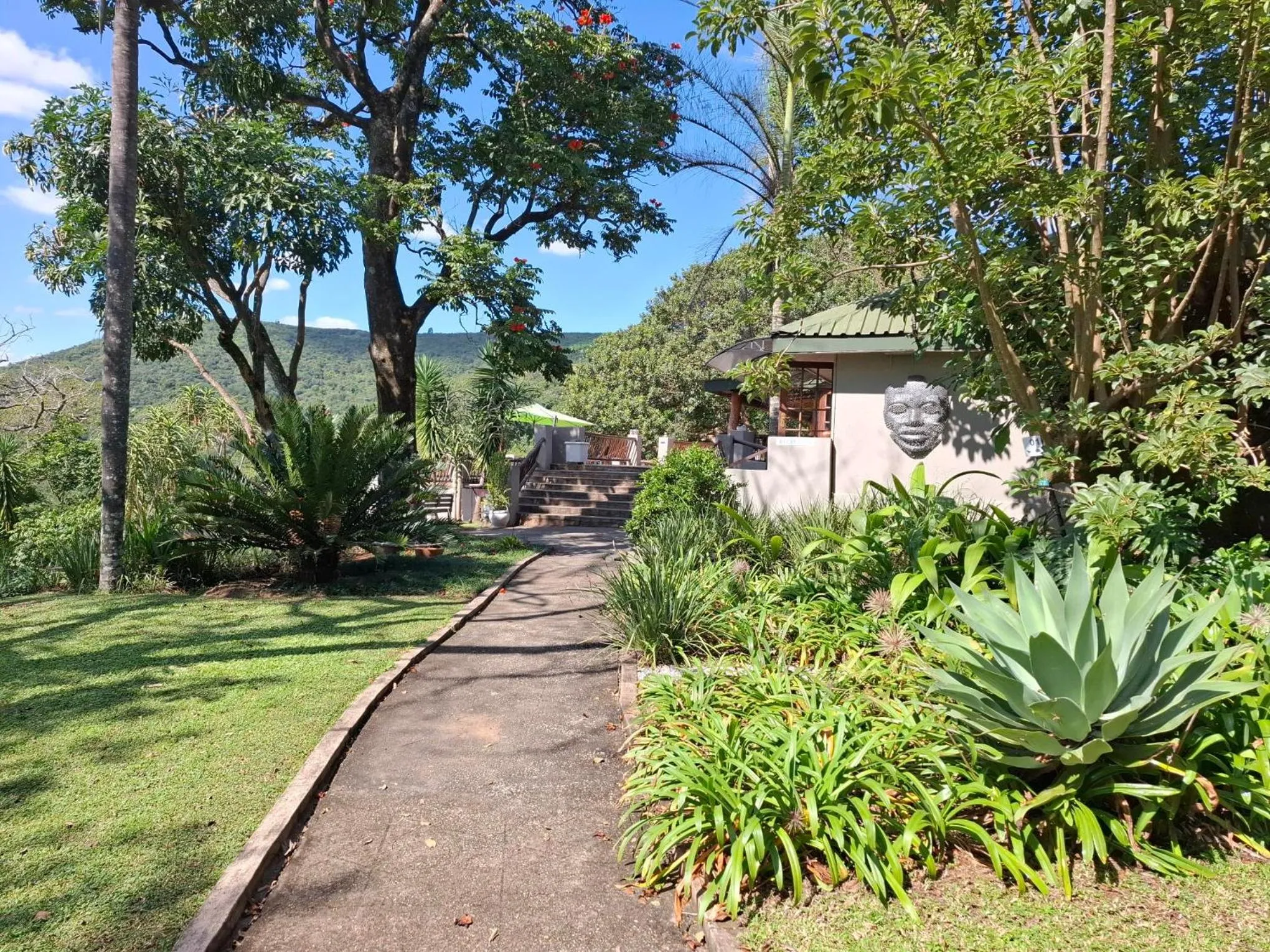 Day in Chestnut Country Lodge