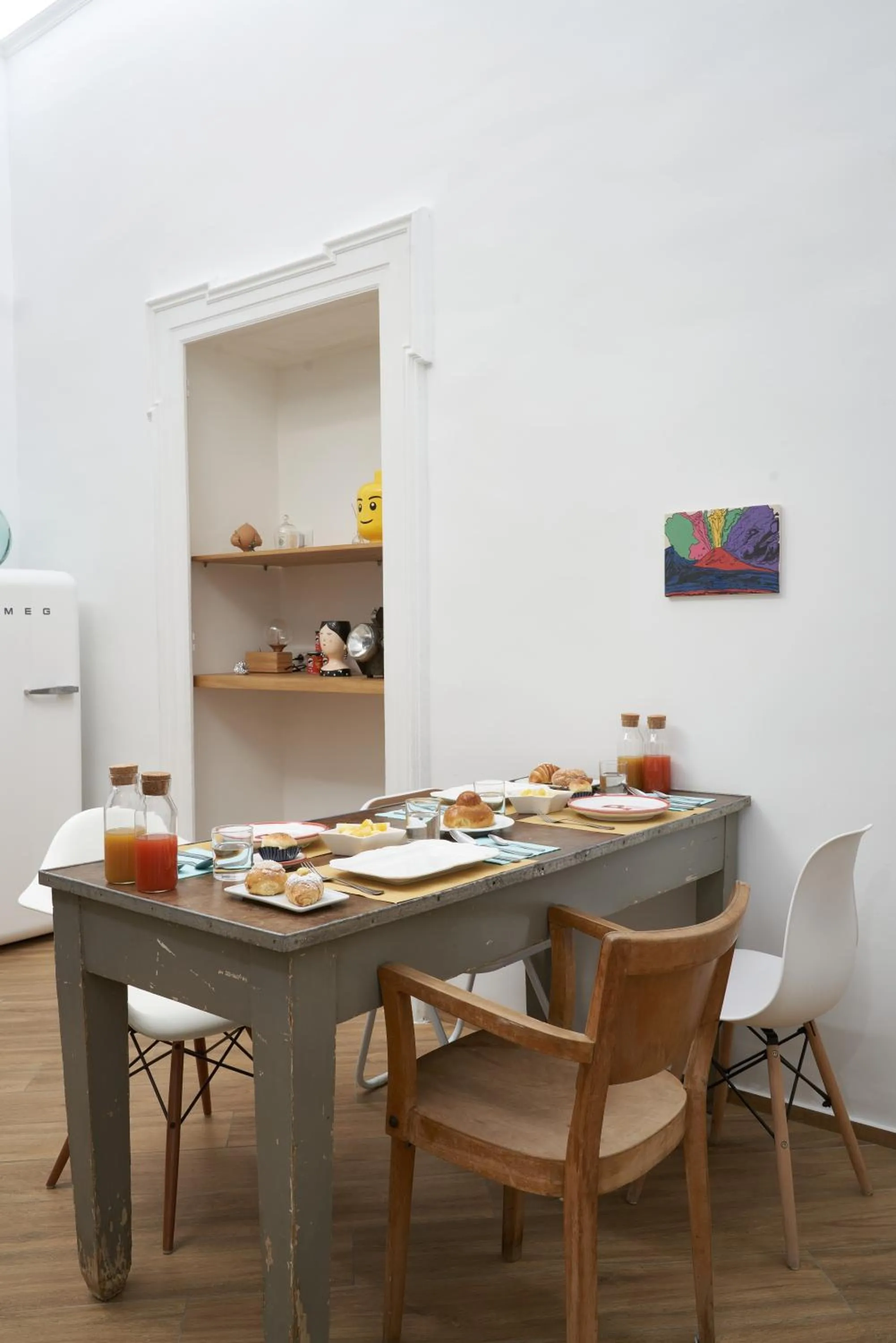 Food and drinks in Palazzo Bevilacqua Napoli B&B