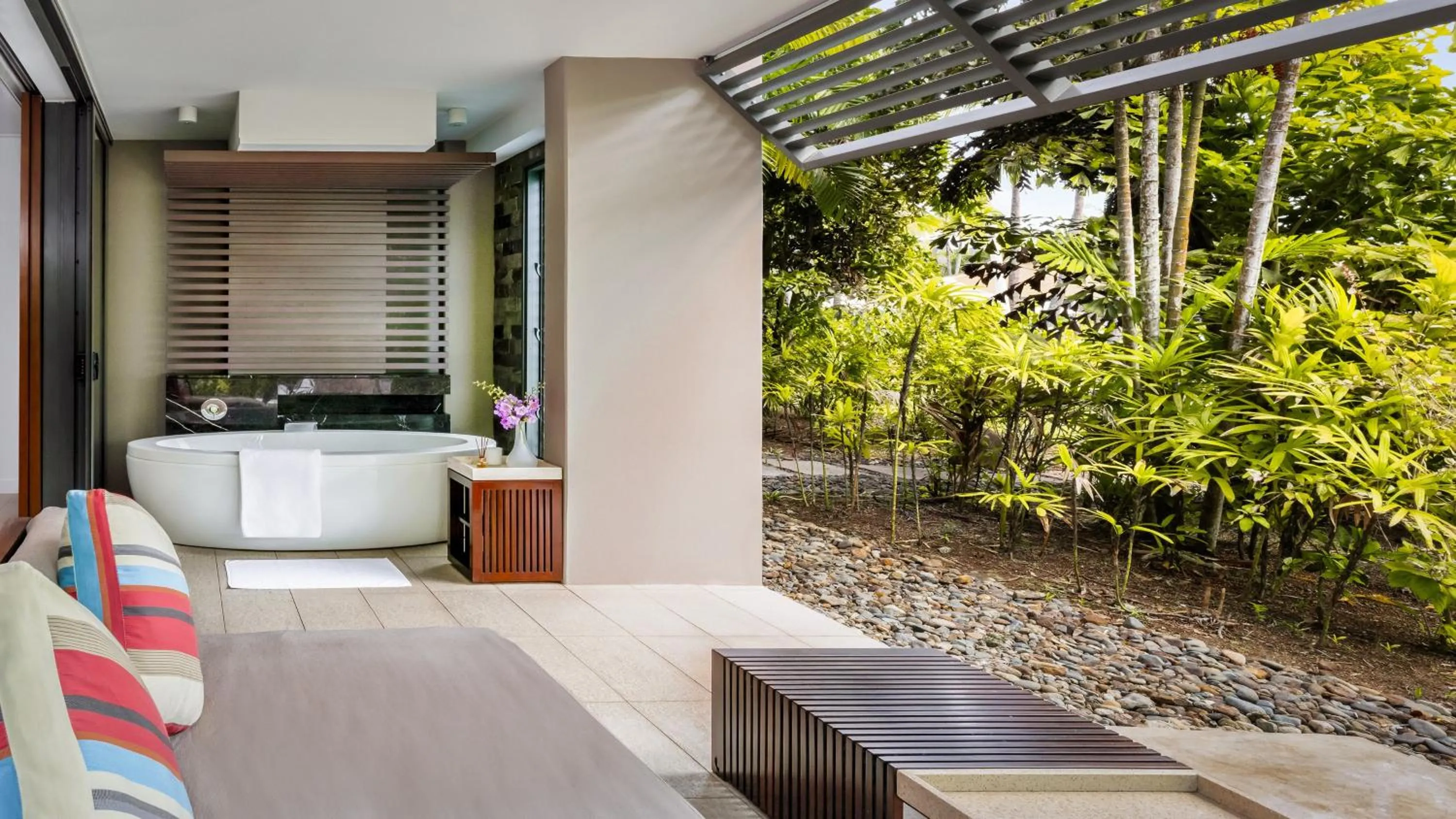 Photo of the whole room in InterContinental Fiji Golf Resort & Spa by IHG