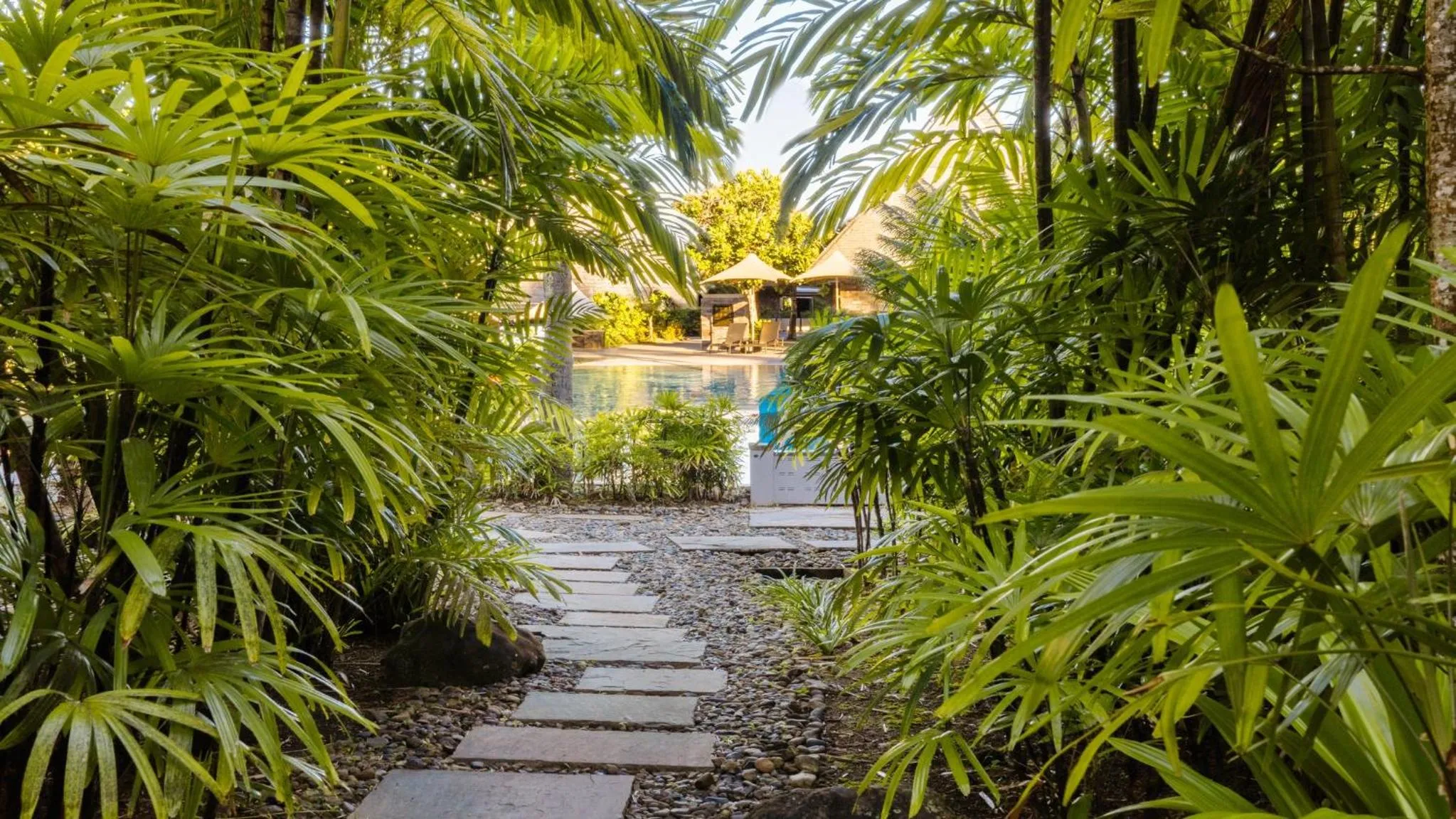 Photo of the whole room in InterContinental Fiji Golf Resort & Spa by IHG