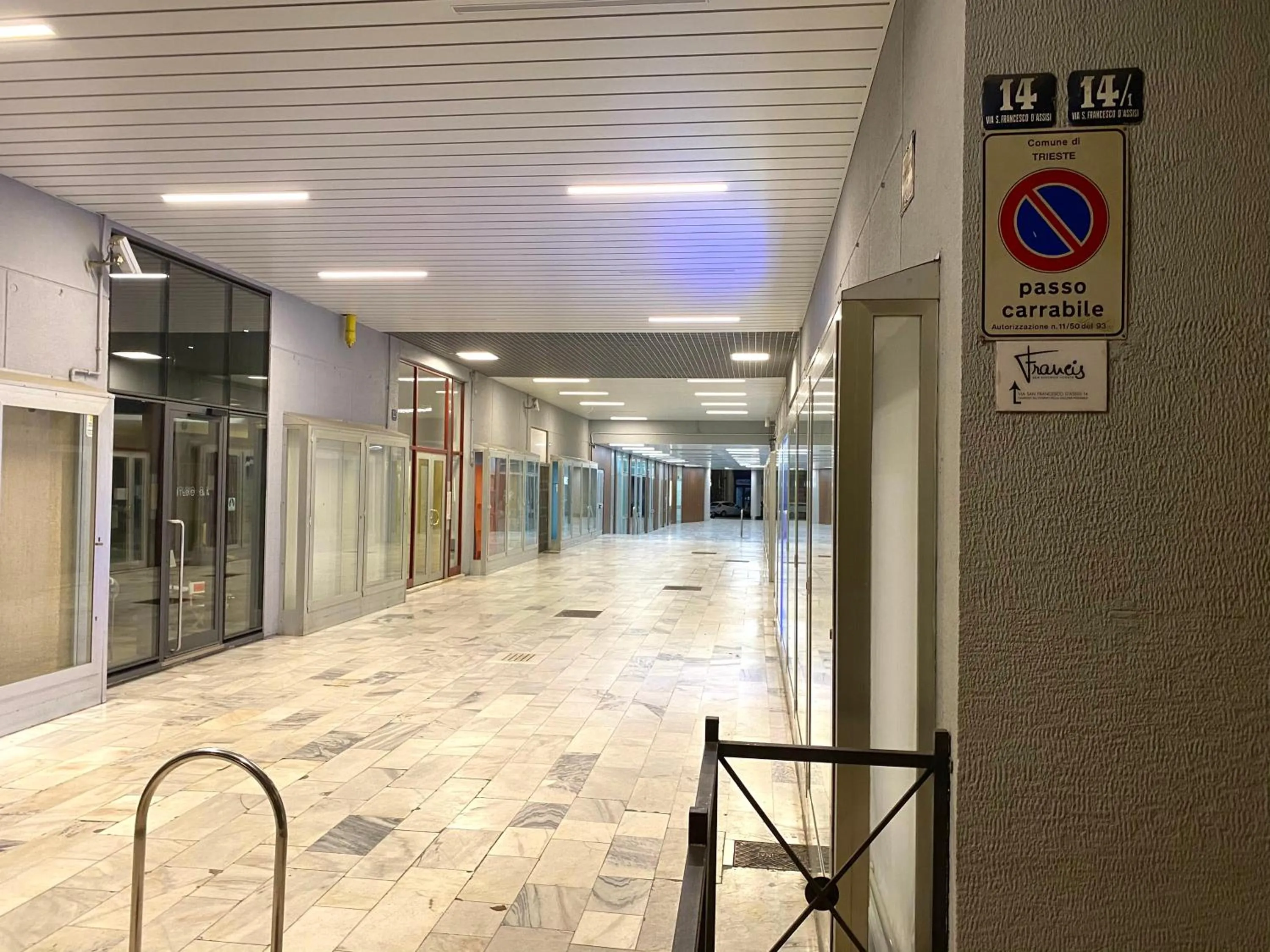 Facade/entrance in Francis Superior Rooms