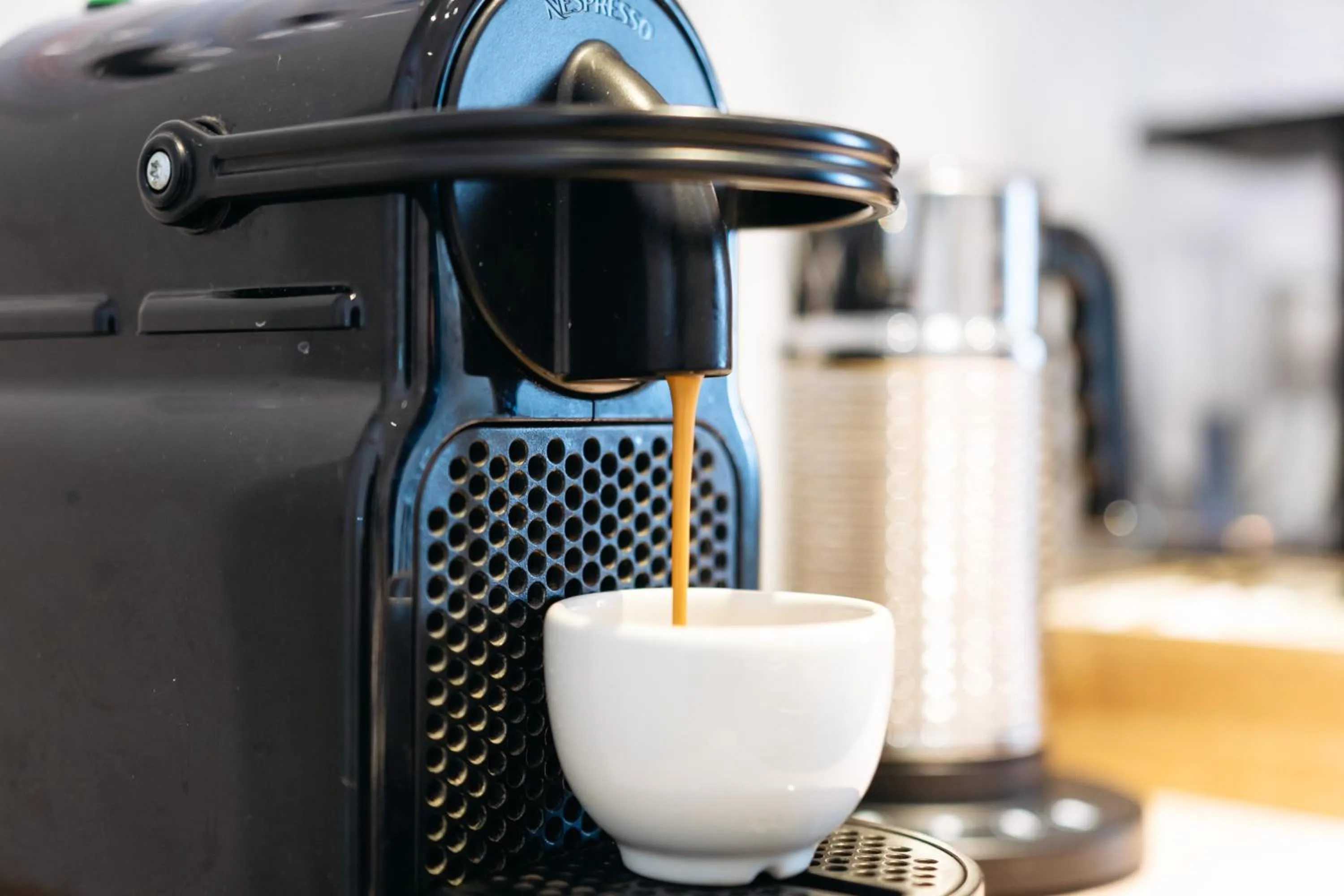 Drinks in Francis Superior Rooms