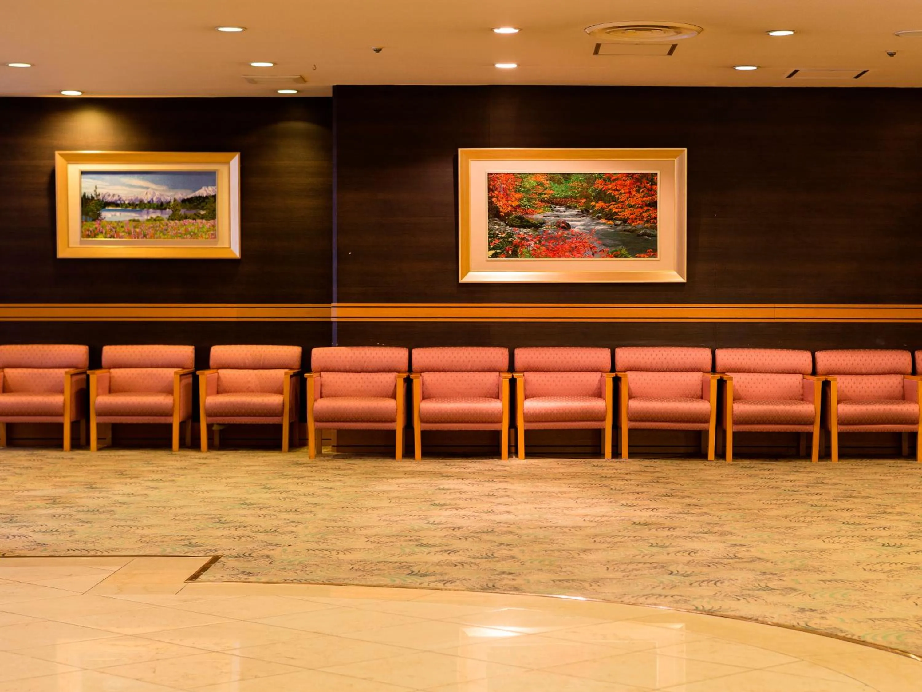 Lobby or reception in Ark Hotel Osaka Shinsaibashi -ROUTE INN HOTELS-