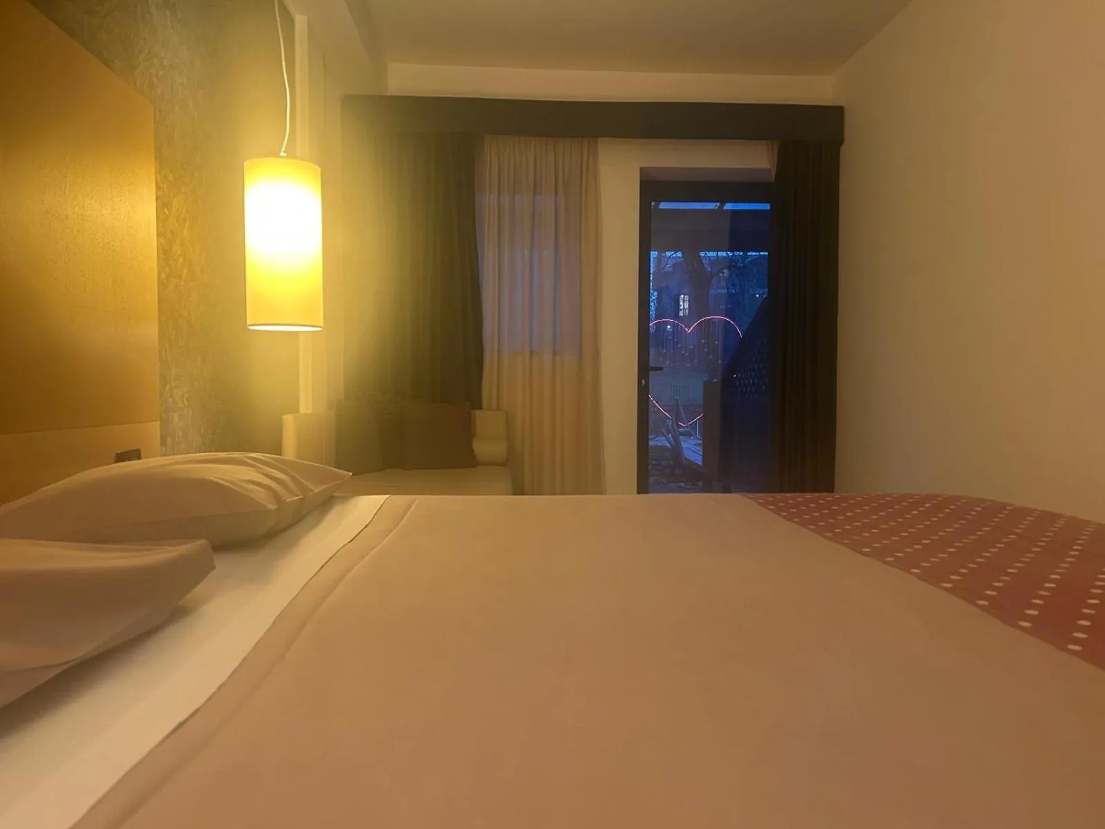 Balcony/Terrace, Bed in Cascina Scova Resort