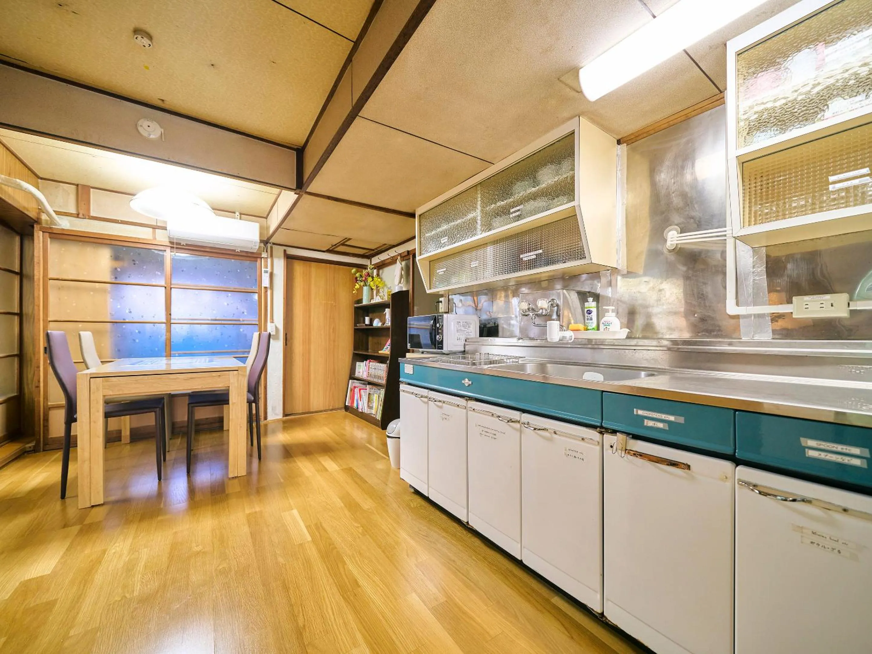 Kitchen or kitchenette in Kokoyui Guest House
