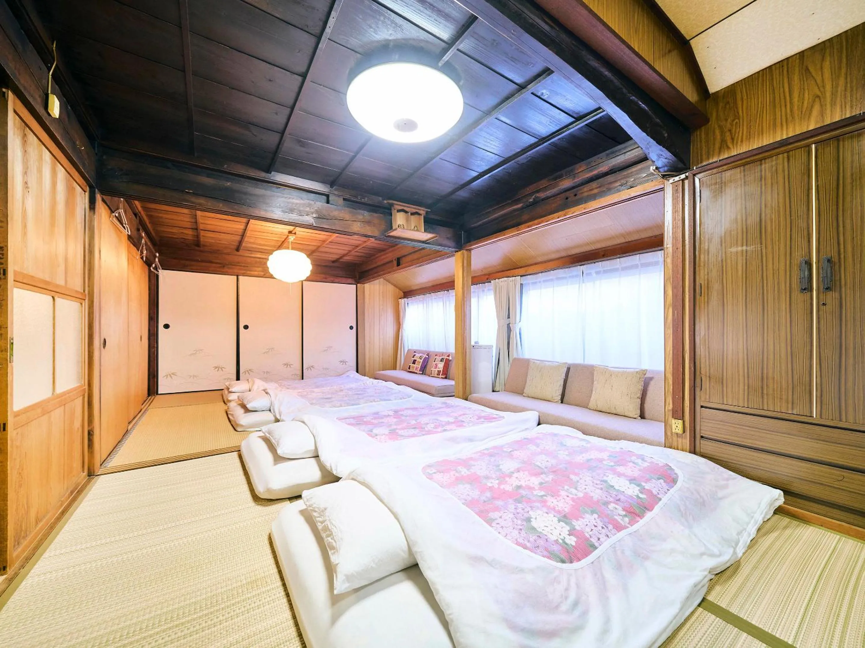 Photo of the whole room, Bed in Kokoyui Guest House
