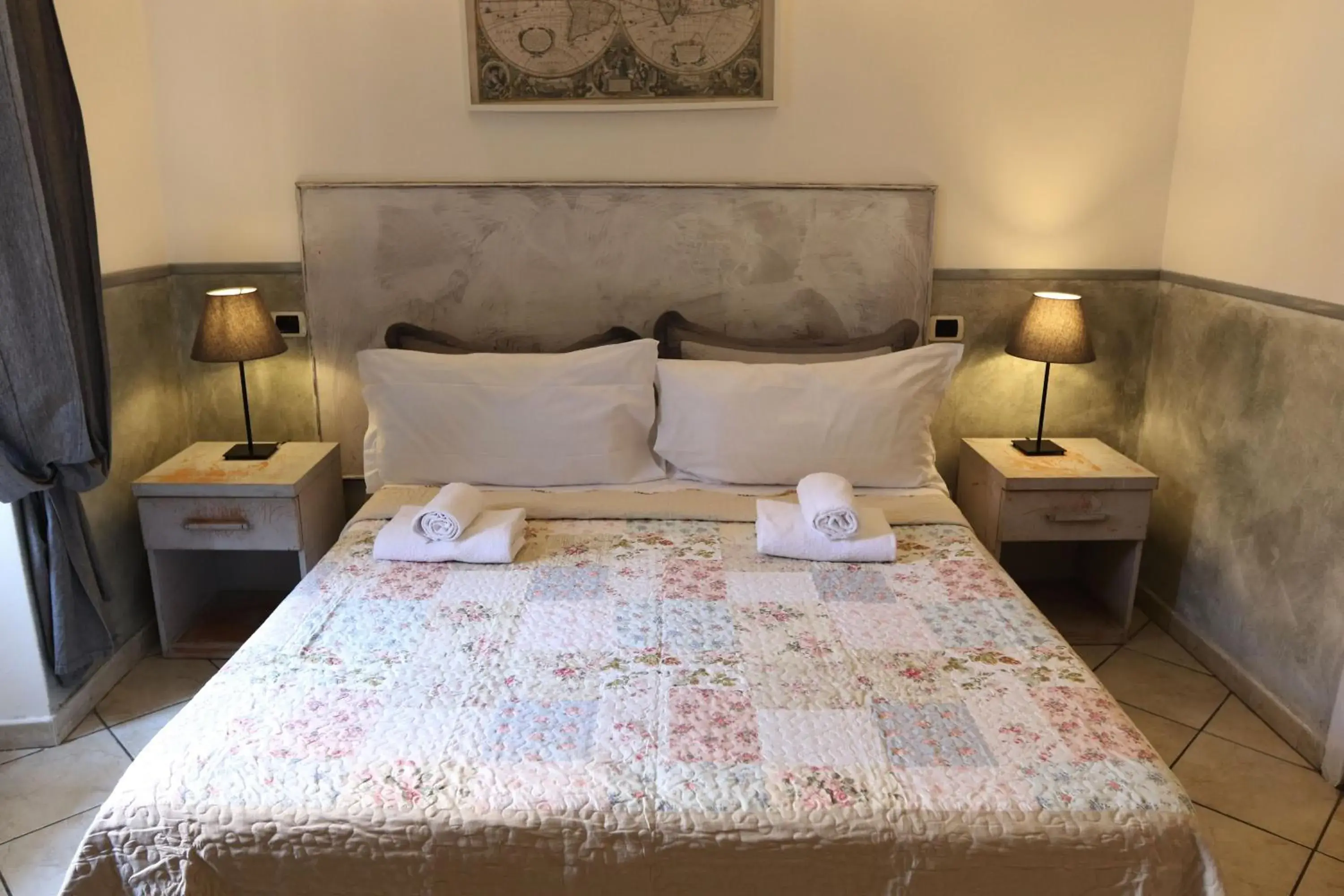 Double or Twin Room with Private Bathroom in Guest House Relais Indipendenza Double or Twin Room with Private Bathroom in Guest House Relais Indipendenza