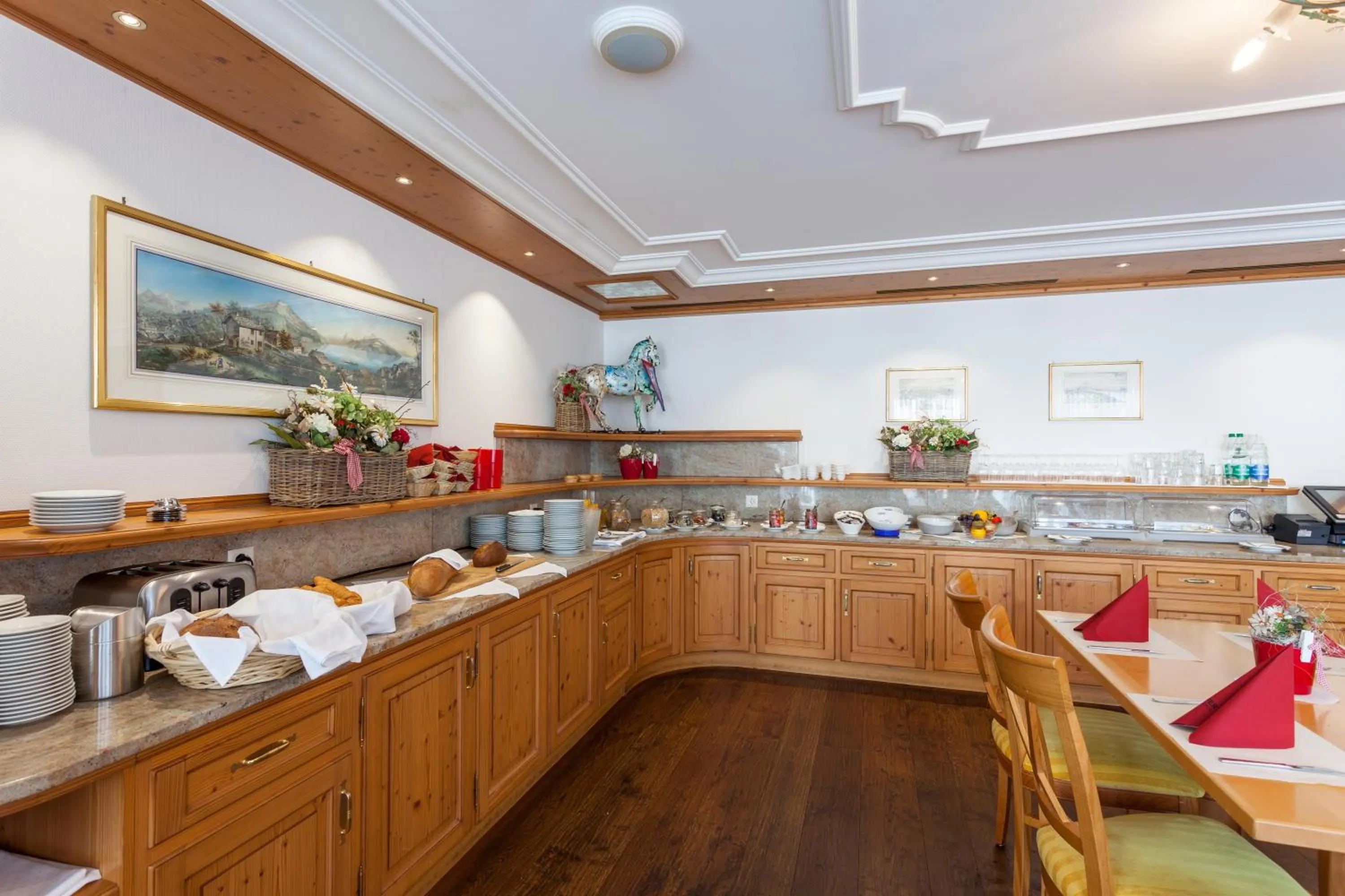 Food and drinks in Weisses Rössli Swiss Quality Hotel