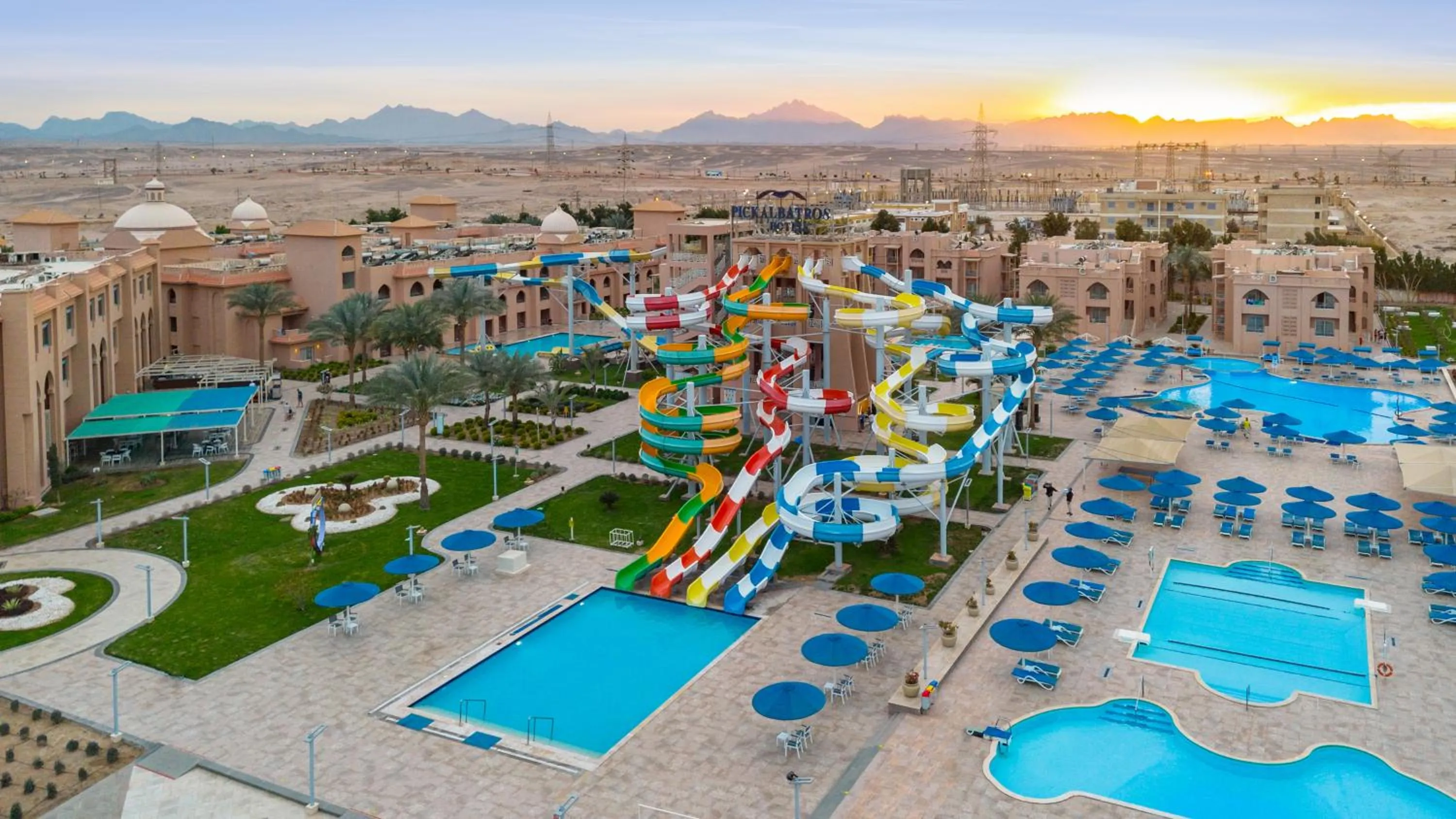Bird's eye view in Pickalbatros Aqua Park Resort - Hurghada