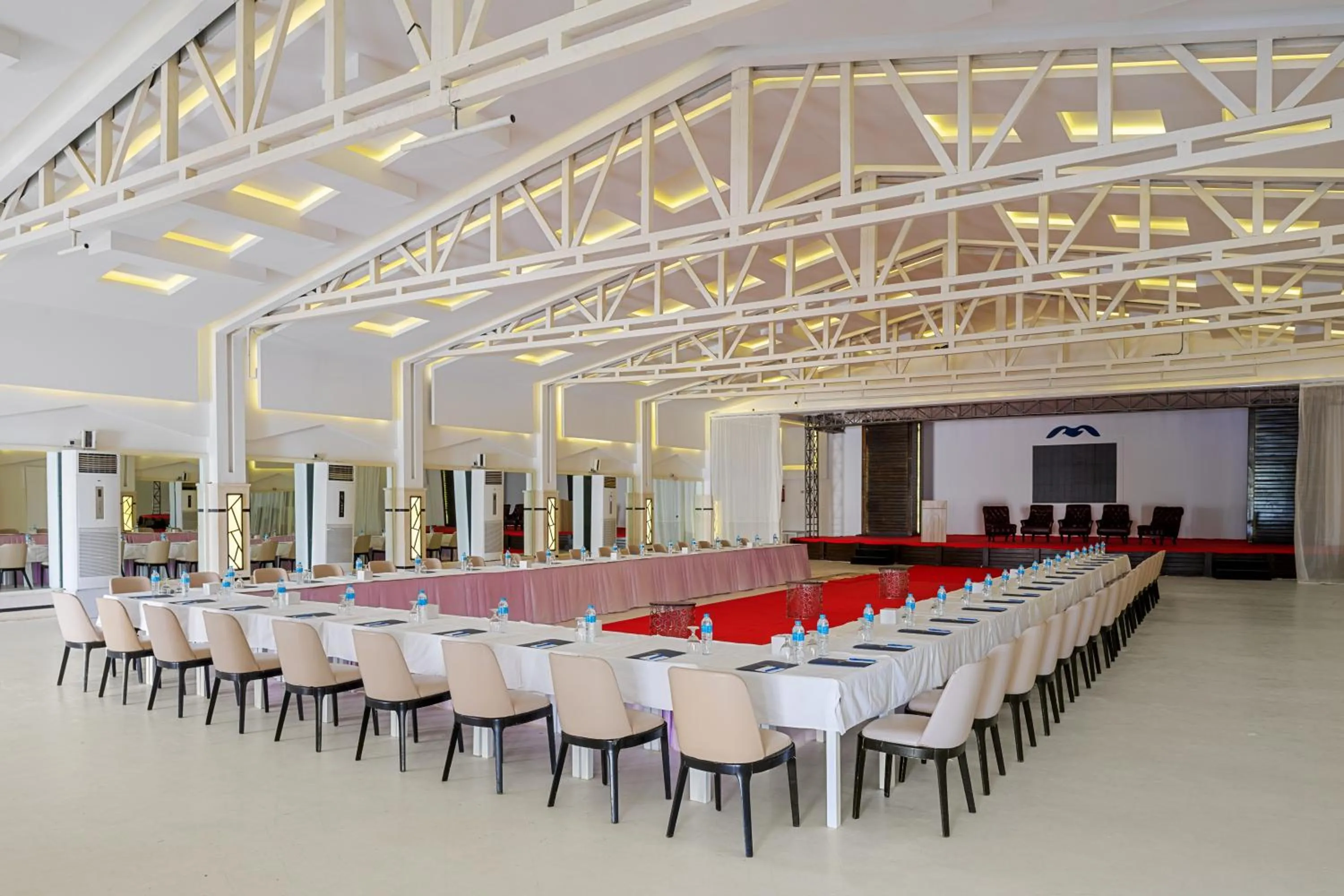 Meeting/conference room in Pickalbatros Aqua Park Resort - Hurghada