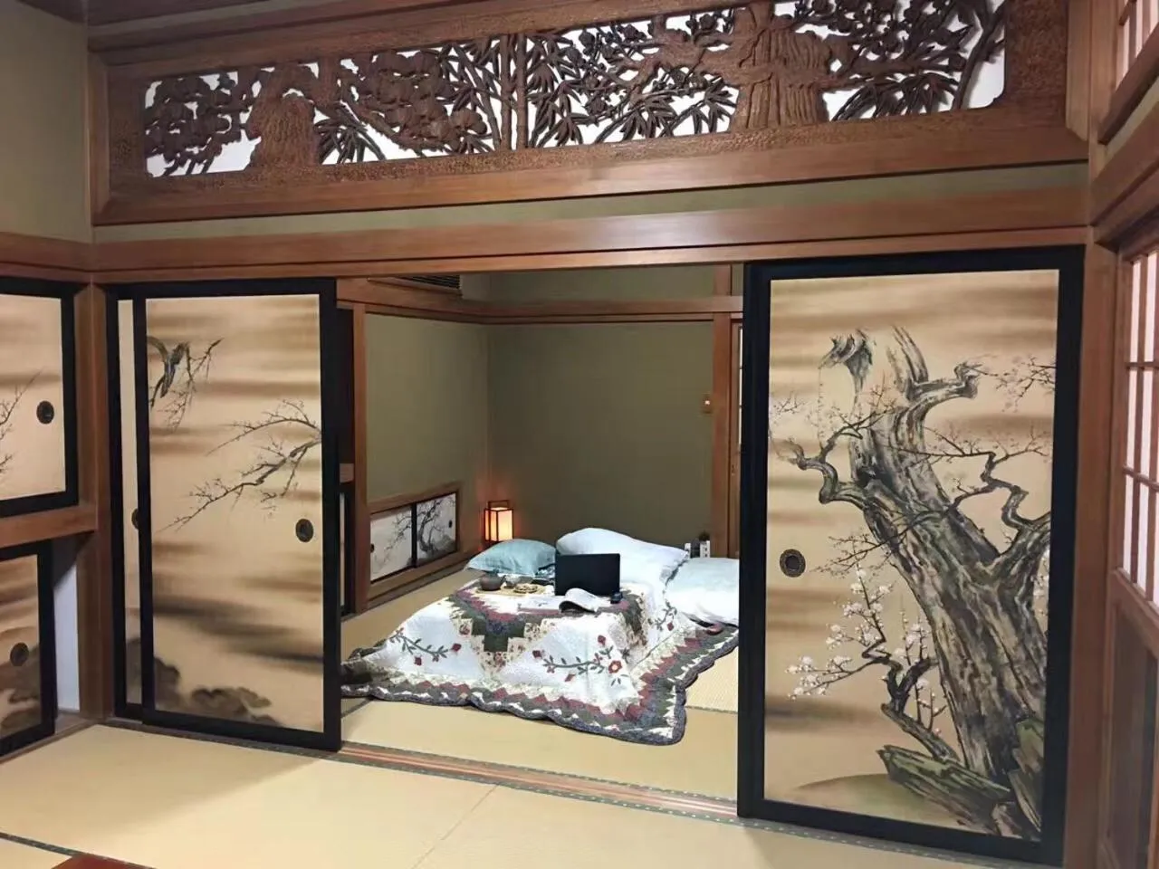 Bed in Kougetsu Sanso -- Moon Villa in Tokyo