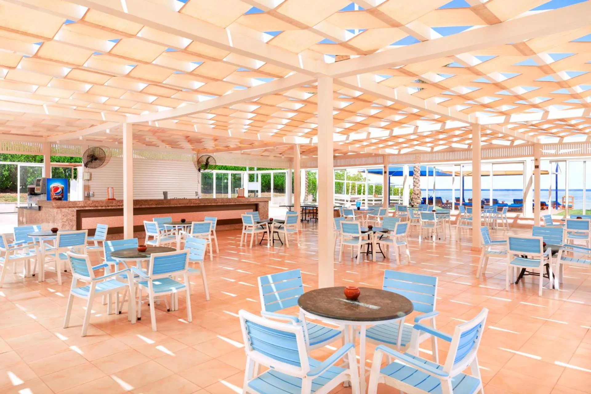 Lounge or bar in Pickalbatros Royal Moderna Sharm "Aqua Park"- All inclusive