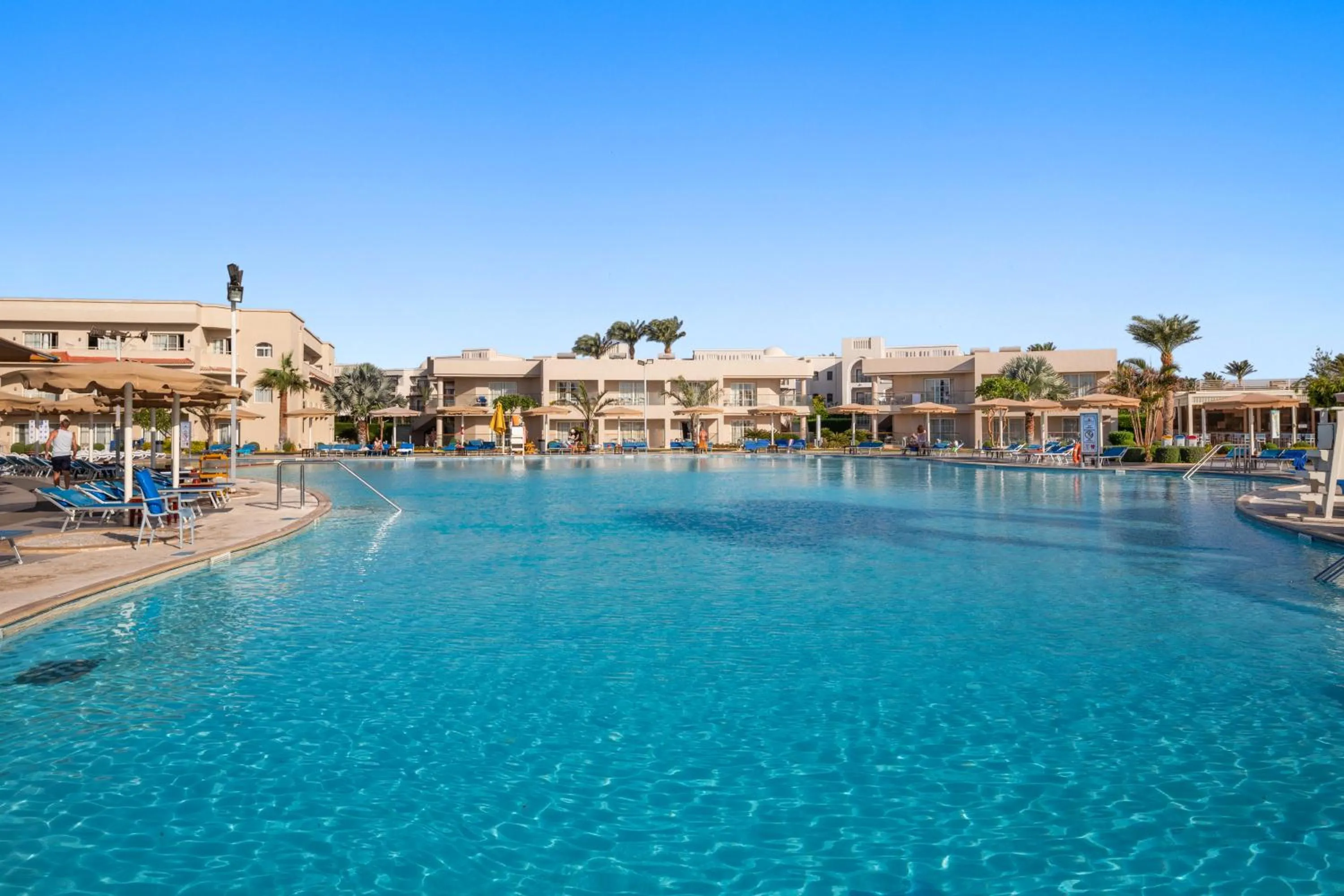 Swimming pool in Pickalbatros Royal Moderna Sharm "Aqua Park"- All inclusive