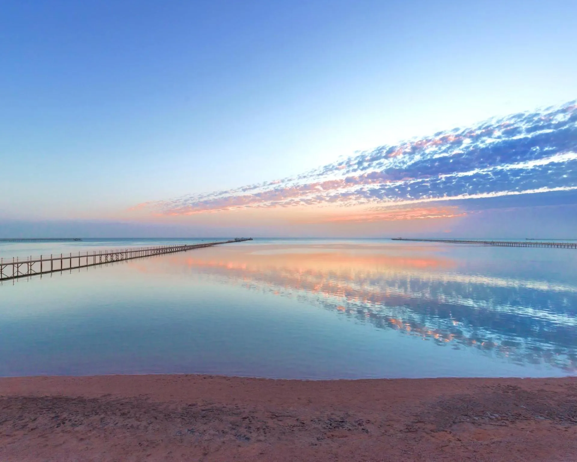 Beach in Pickalbatros Royal Moderna Sharm "Aqua Park"- All inclusive