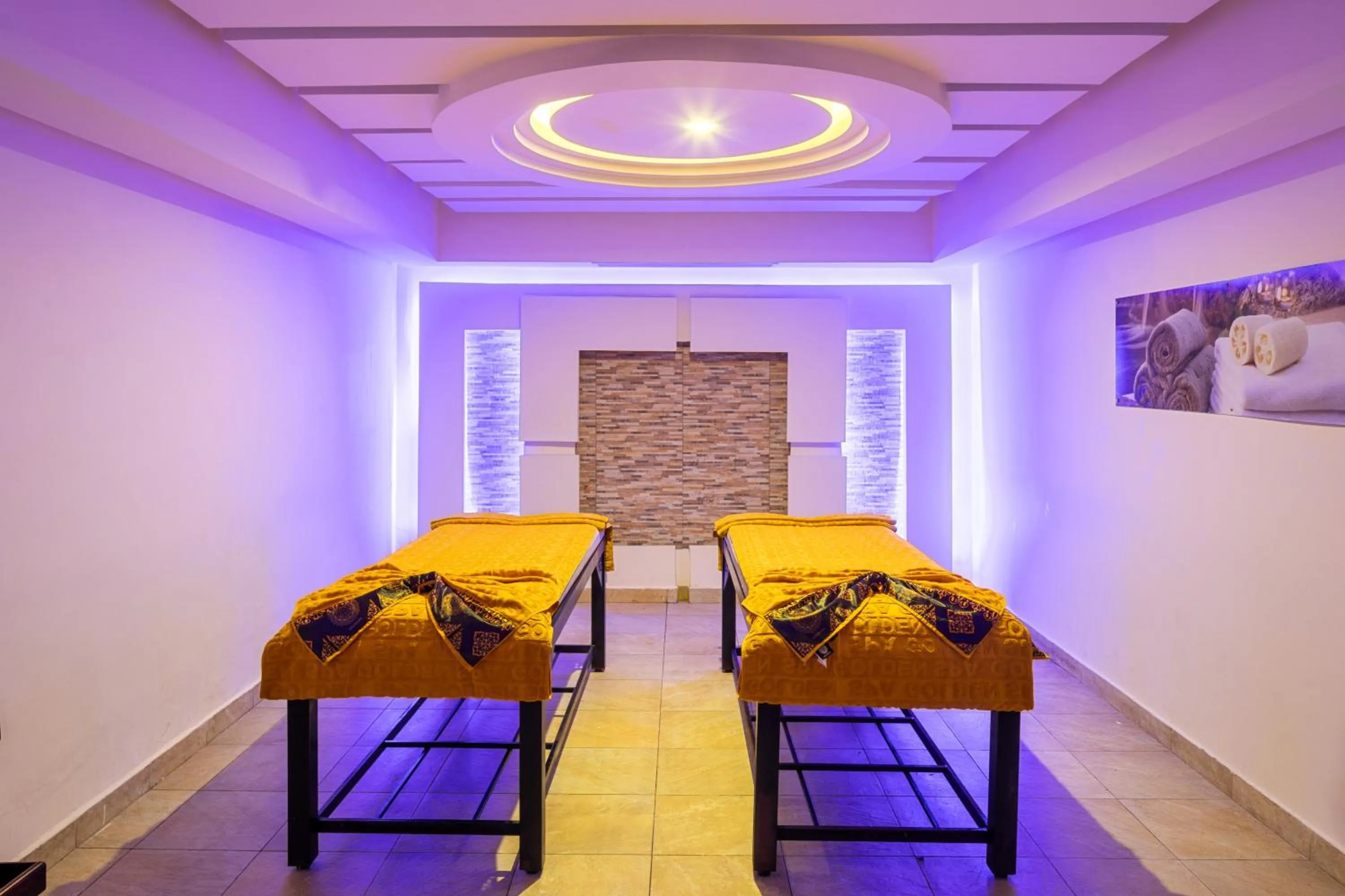 Massage in Pickalbatros Royal Moderna Sharm "Aqua Park"- All inclusive
