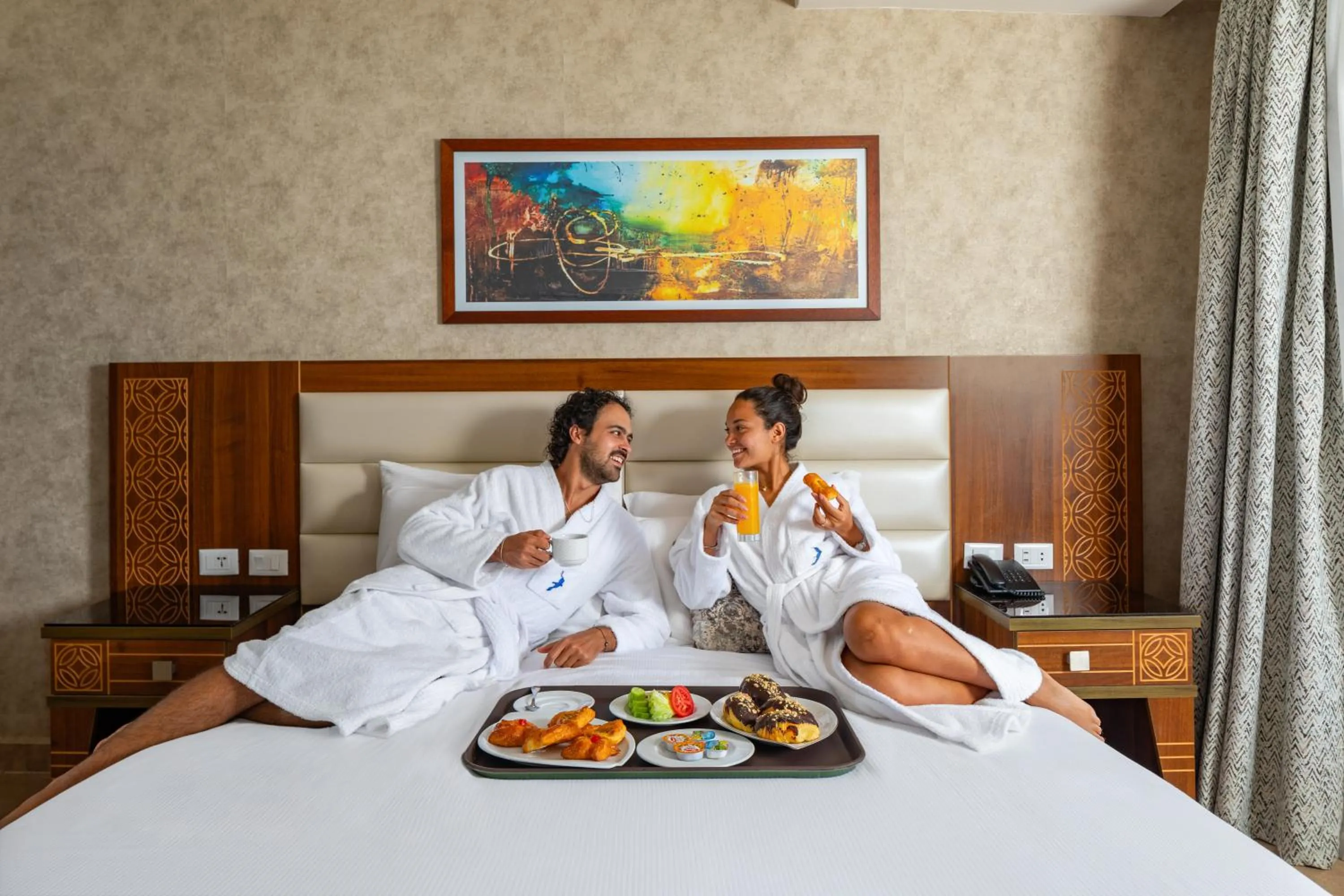 Food, Bed in Pickalbatros Royal Moderna Sharm "Aqua Park"- All inclusive