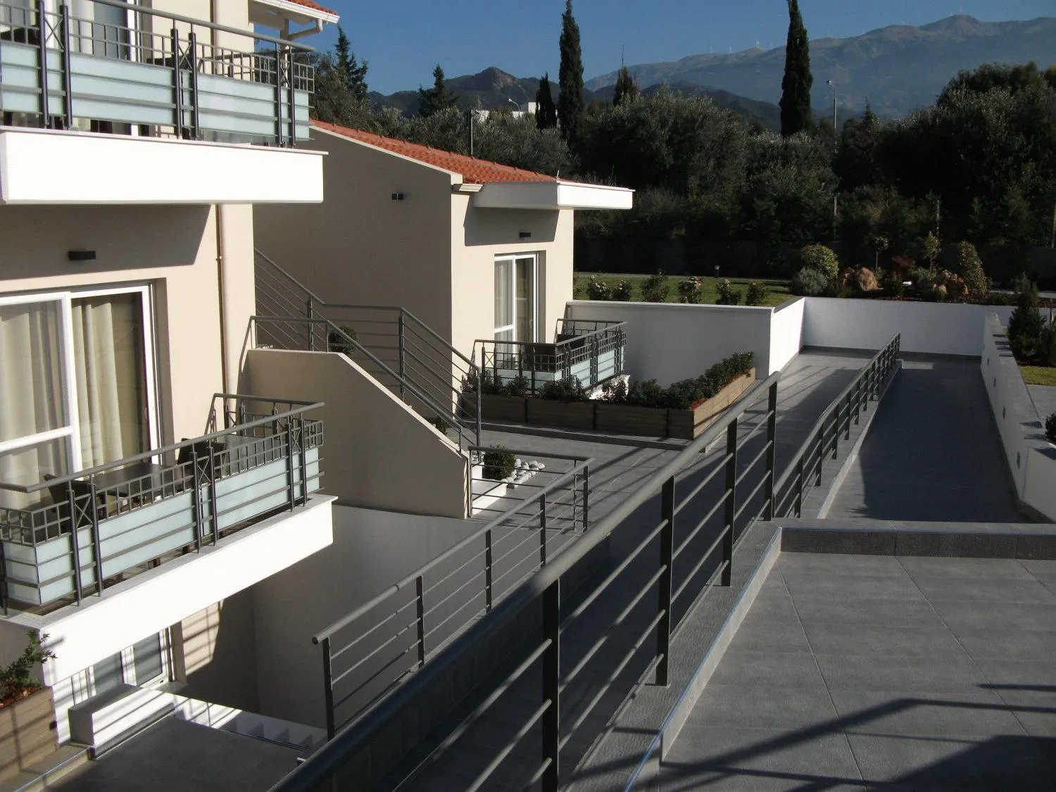 Facade/entrance in Castello Hotel