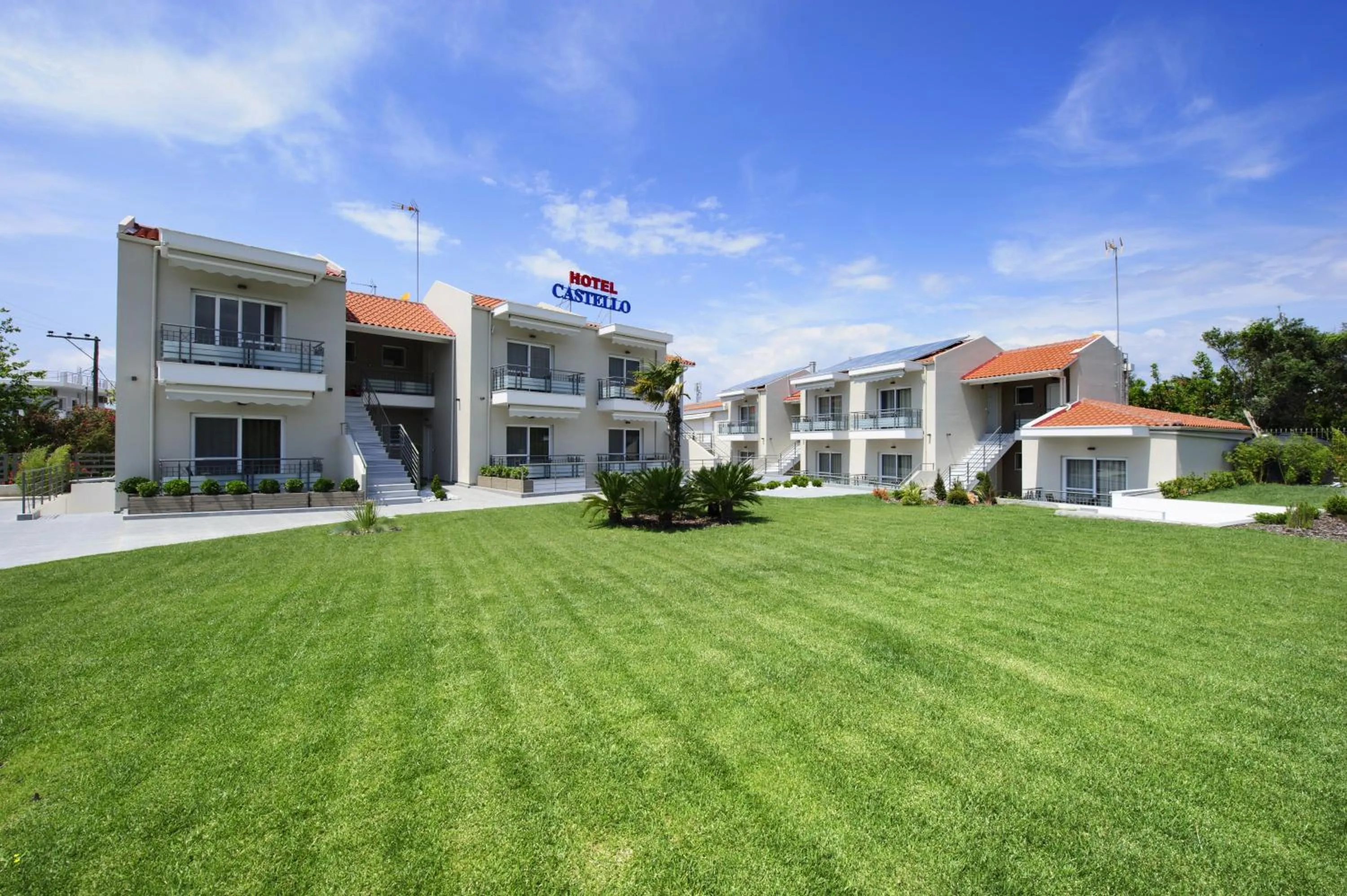 Facade/entrance in Castello Hotel