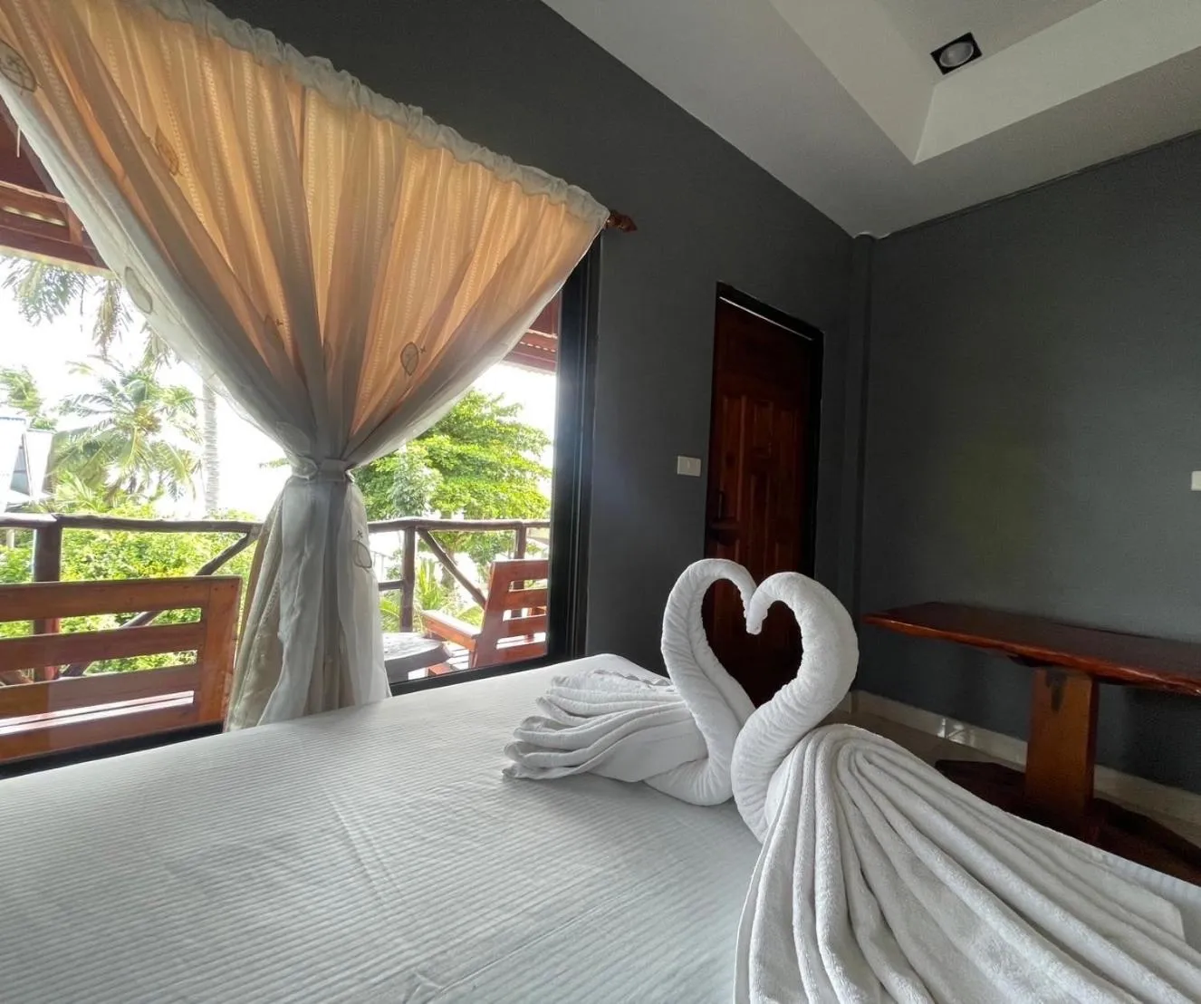 Bed in Big Fish Resort Koh Tao