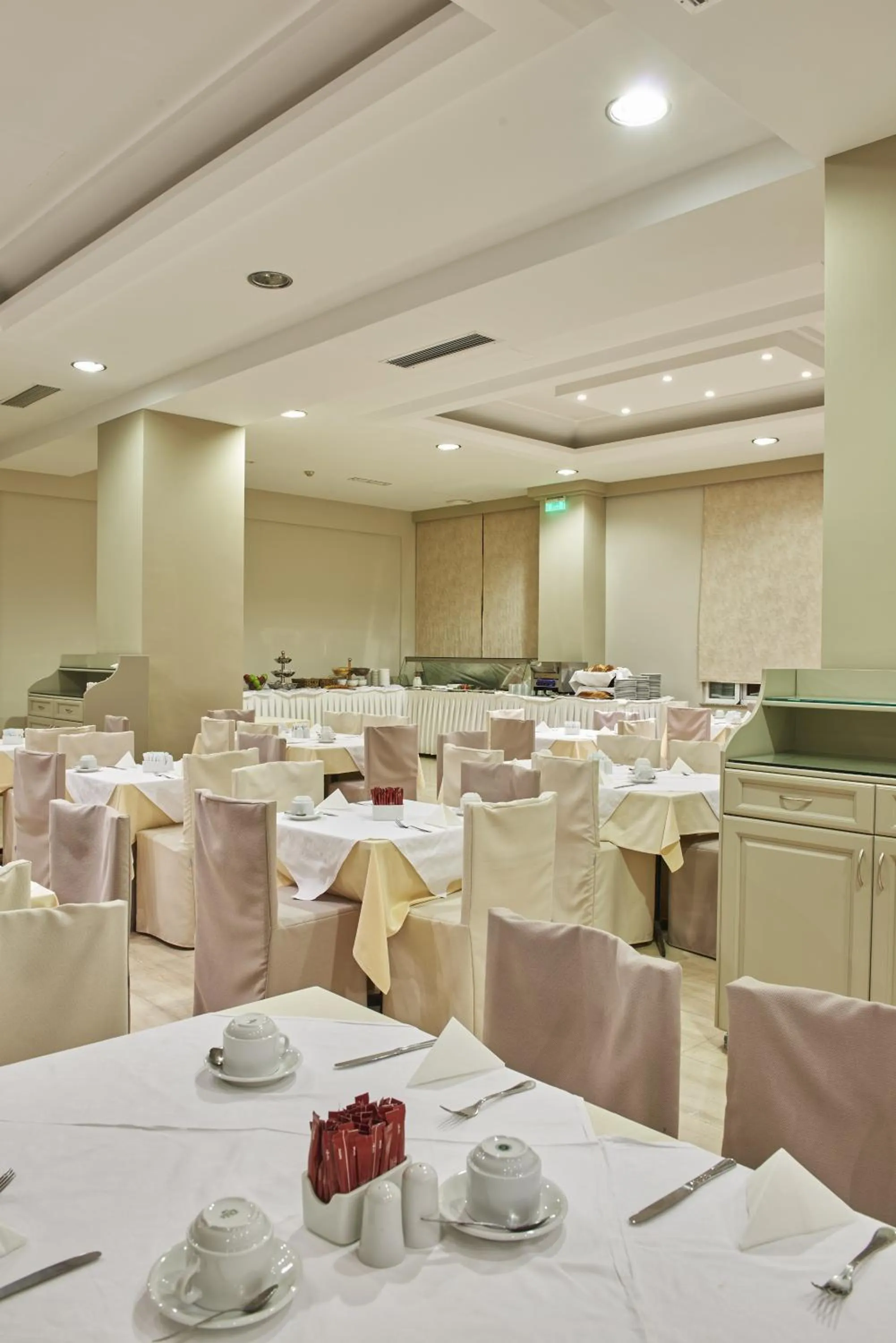 Restaurant/places to eat in Byzantio Hotel