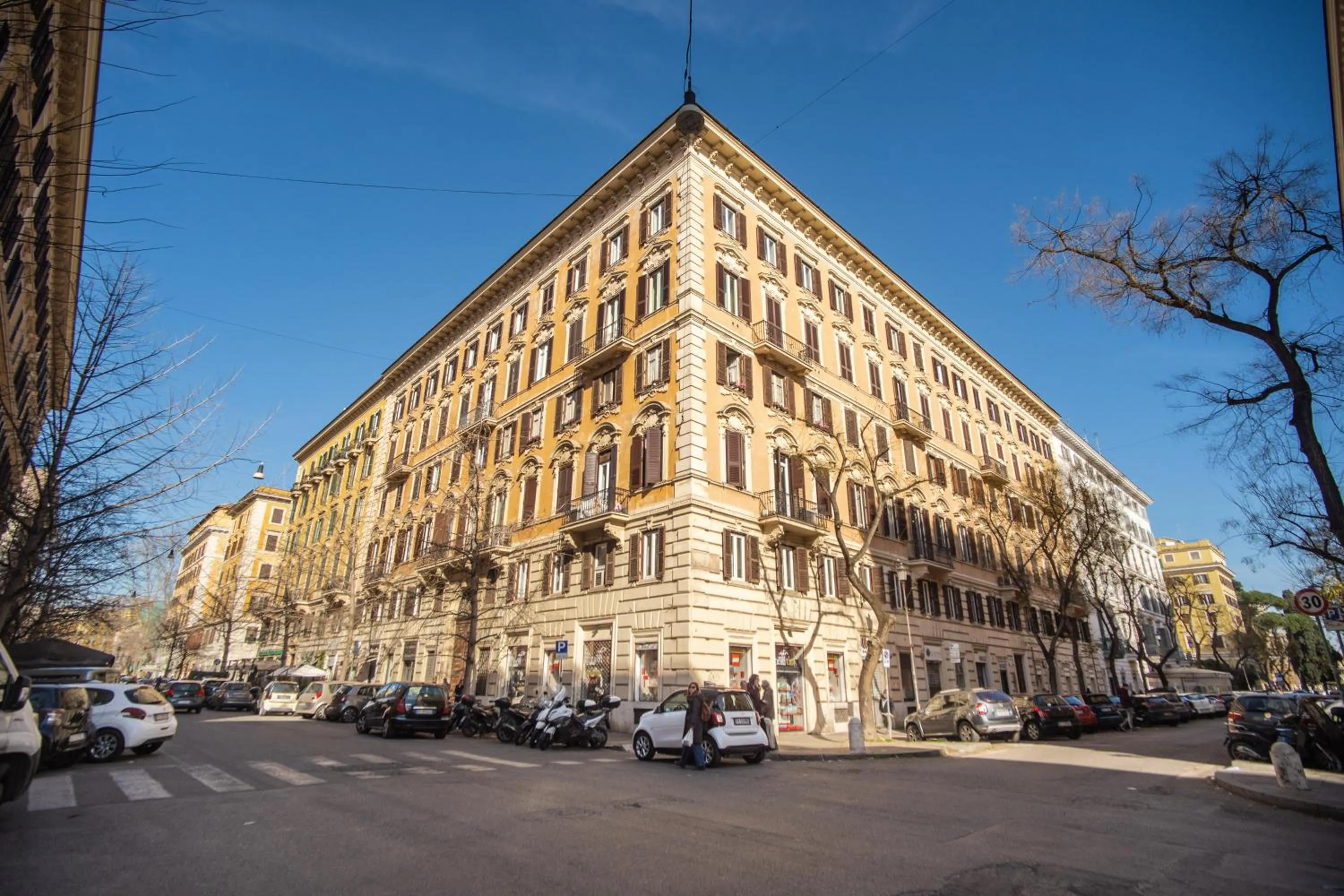 Property building in A Peace Of Rome B&B